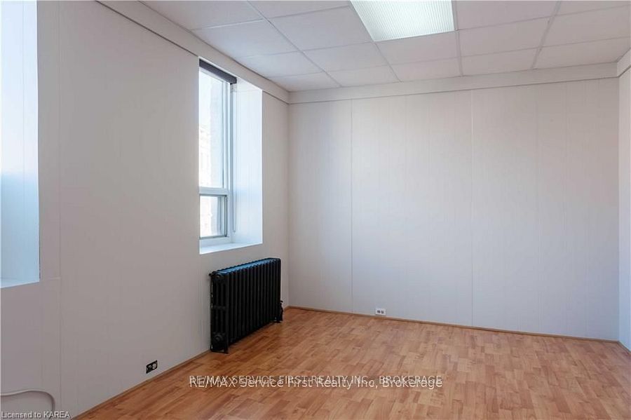 159 Wellington Street Unit 3 Property Photo 3