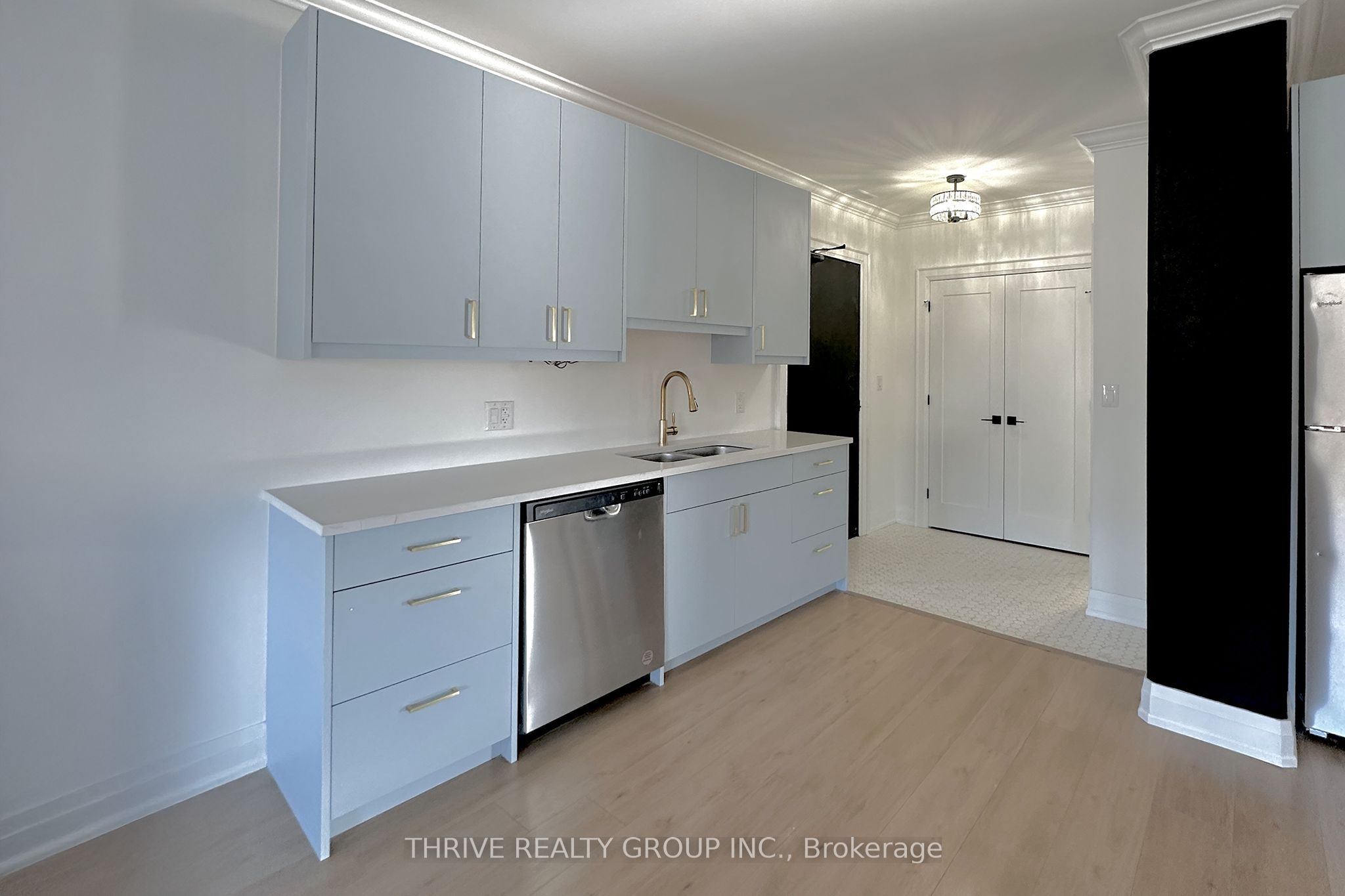16 Hincks Street 7 Property Photo 4