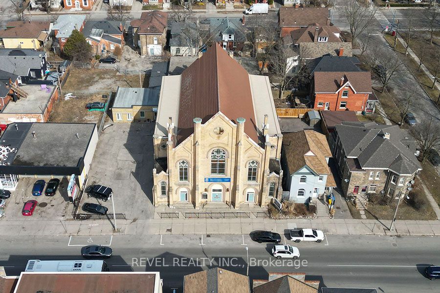 360 Colborne Street Property Photo 1