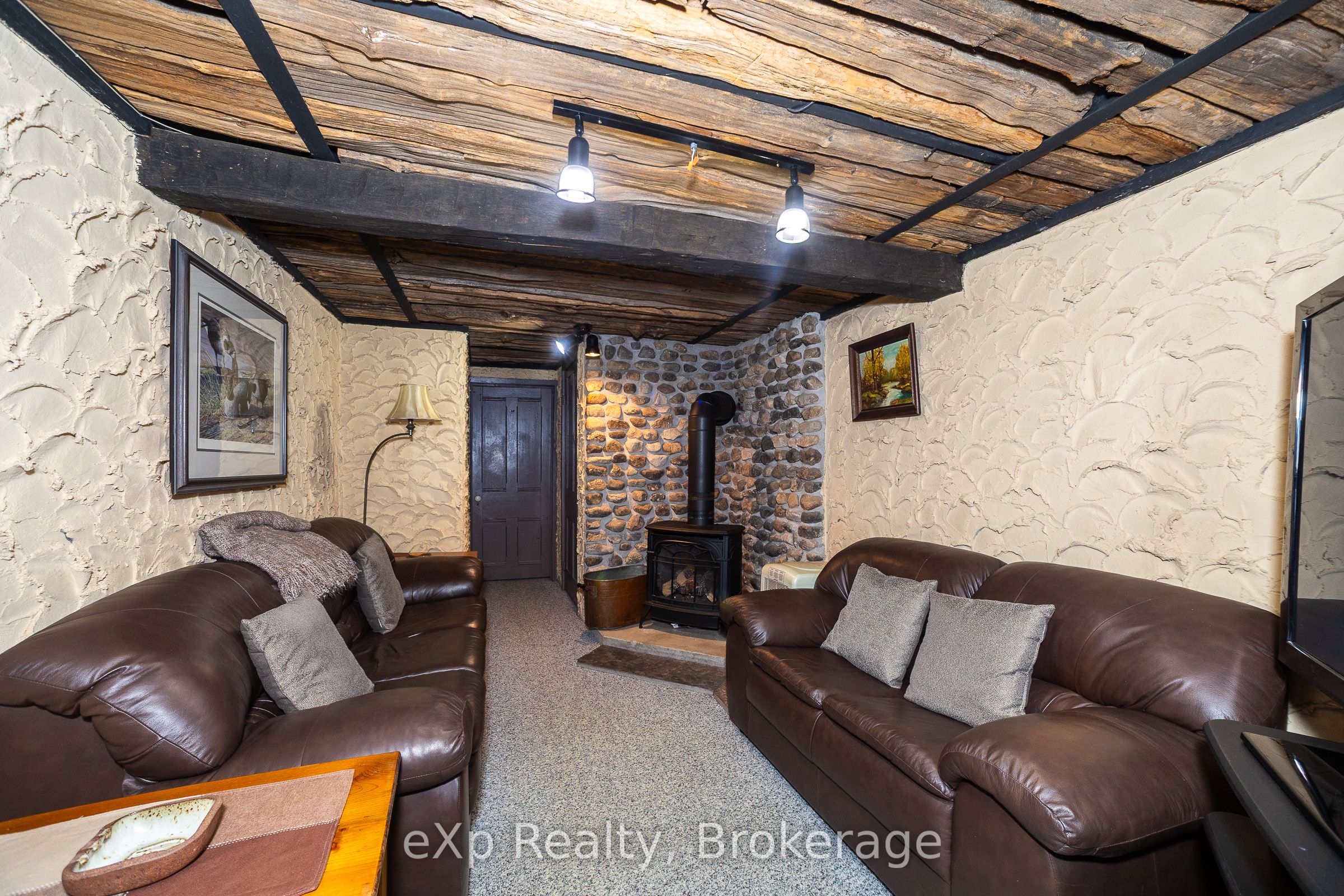 084672 Sideroad 6 N/a Property Photo 29
