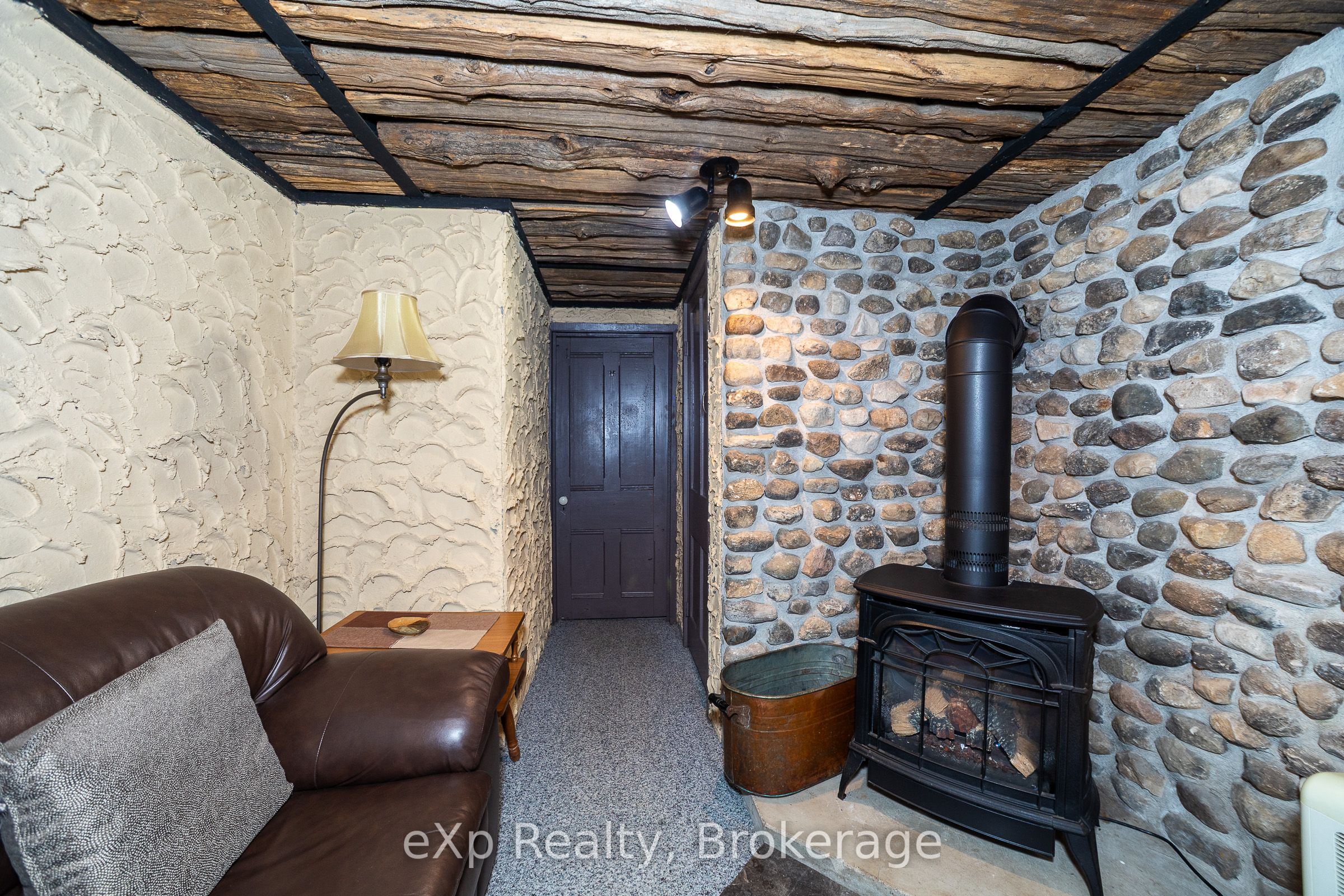 084672 Sideroad 6 N/a Property Photo 30