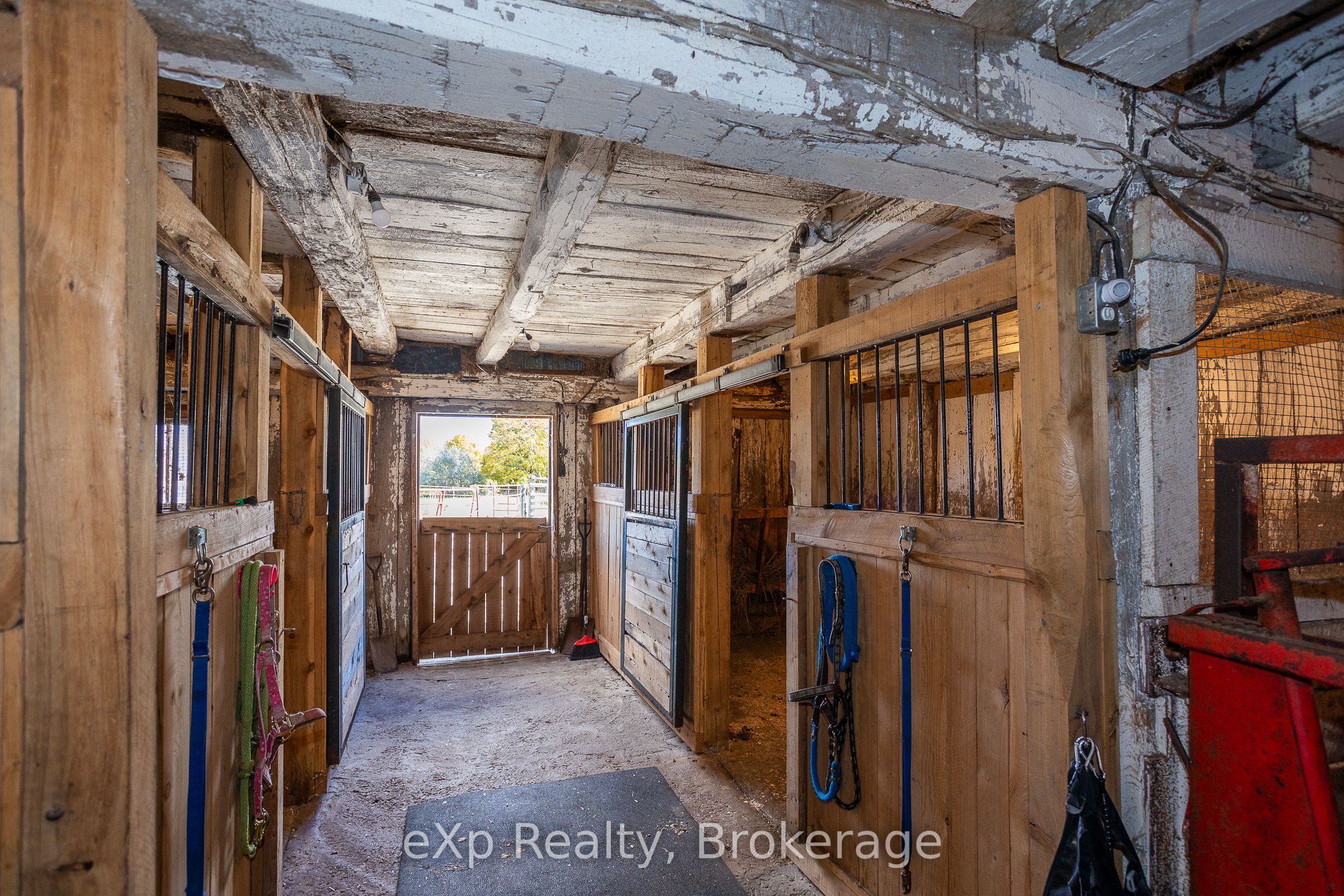 084672 Sideroad 6 N/a Property Photo 40