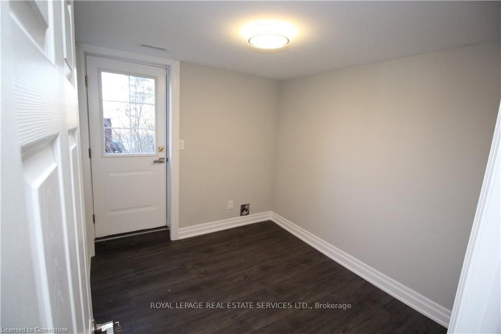 31 Glover Road Property Photo 18