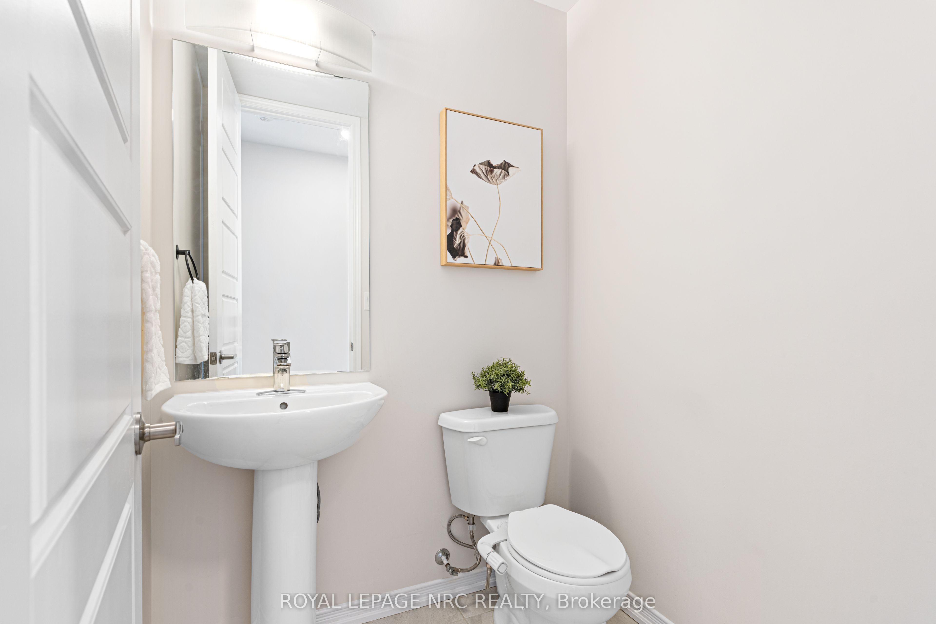 16 Doreen Drive Property Photo 10