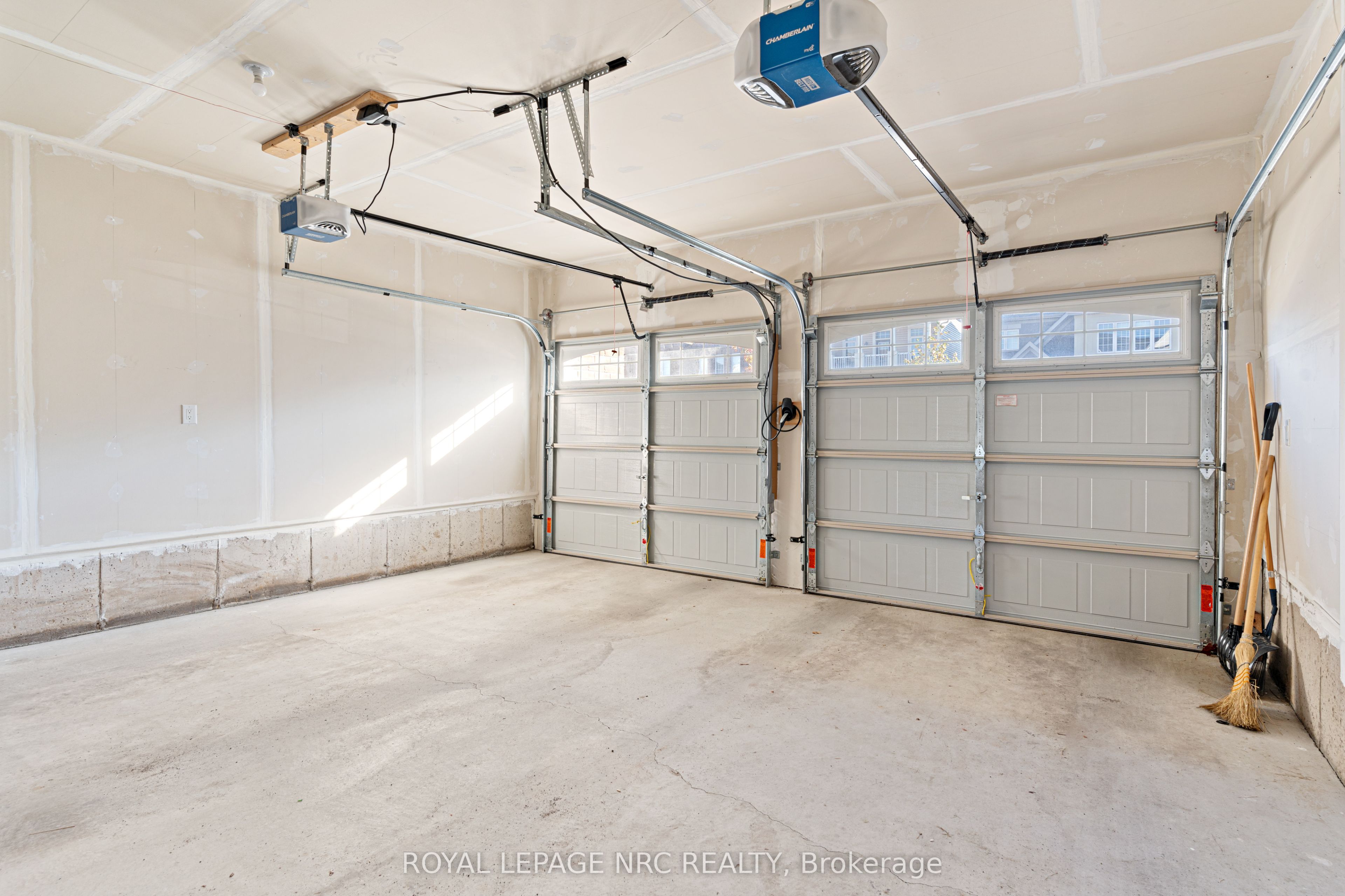 16 Doreen Drive Property Photo 30