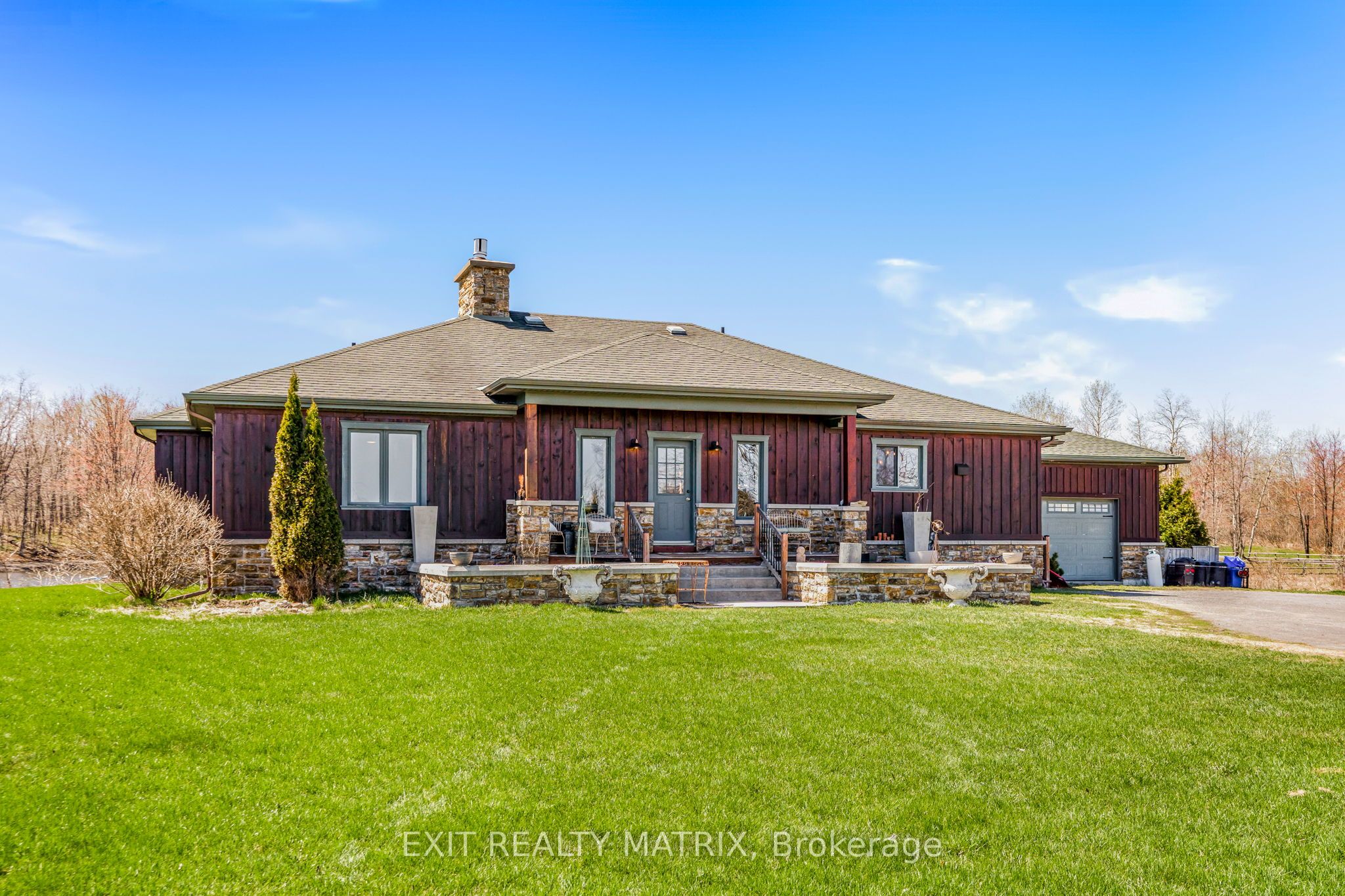 2228 Ste Anne Road Property Photo