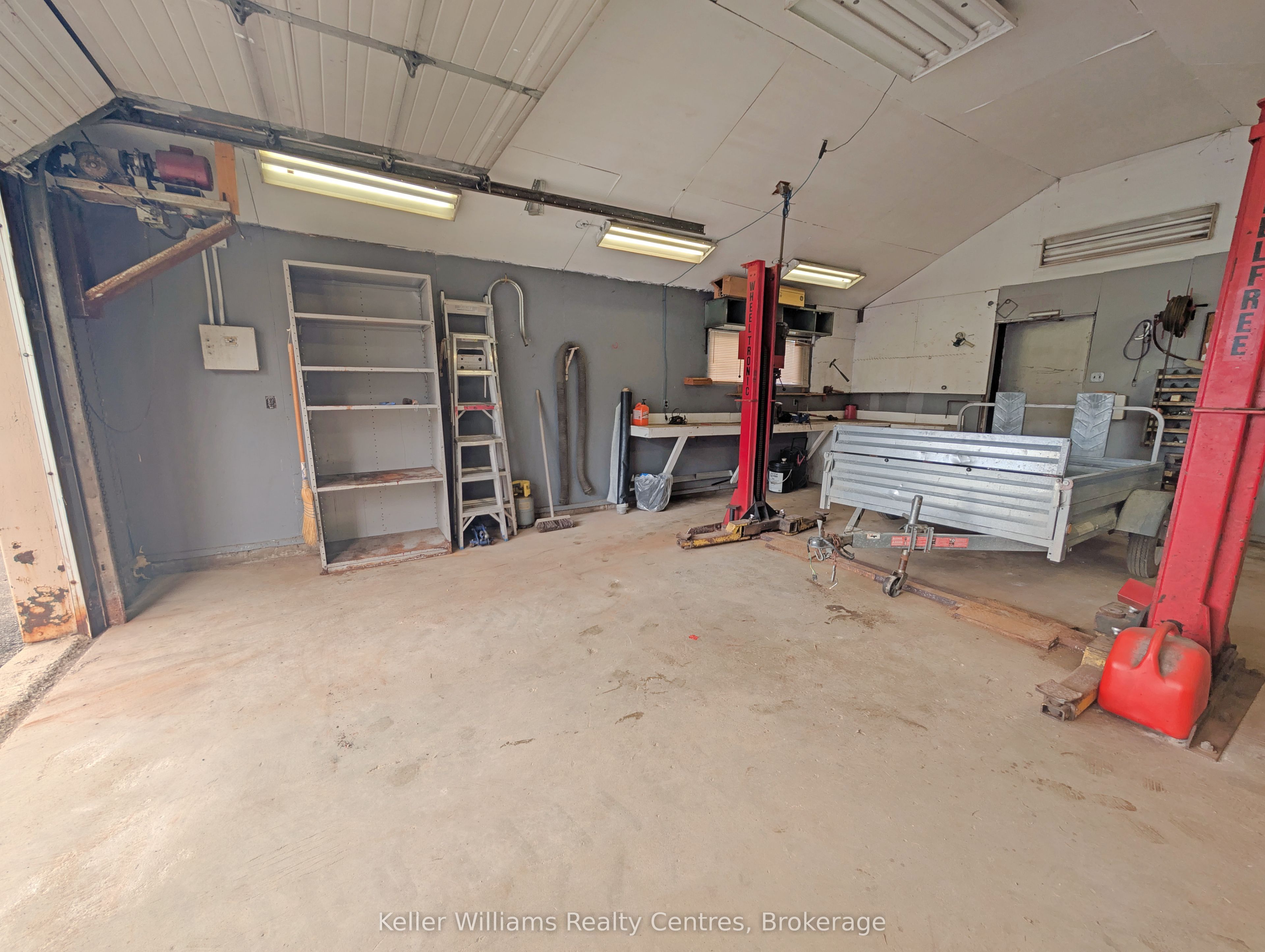 313238 Highway 6 Highway Property Photo 42