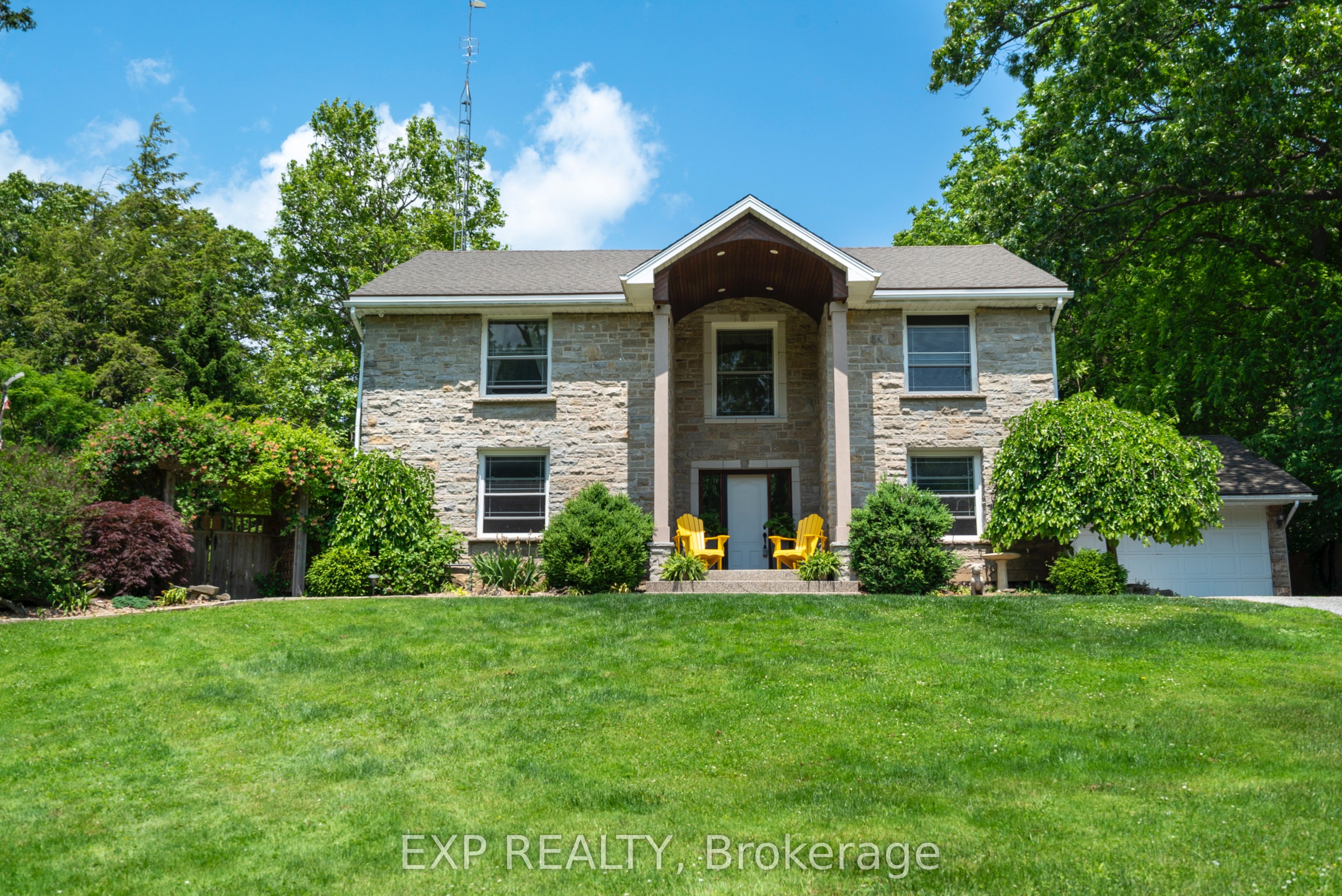 6147 Stamford Townline Road Property Photo 2