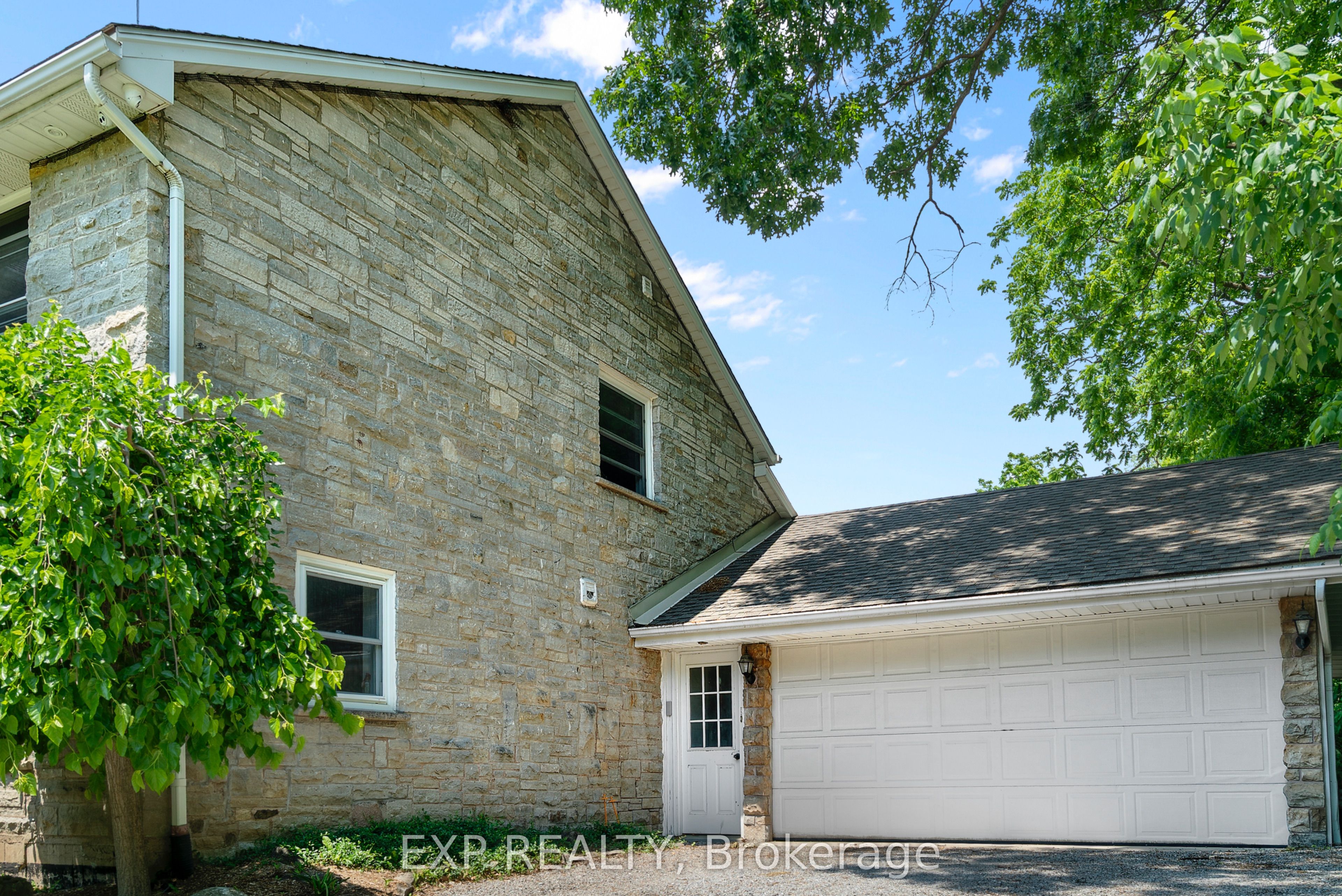 6147 Stamford Townline Road Property Photo 4