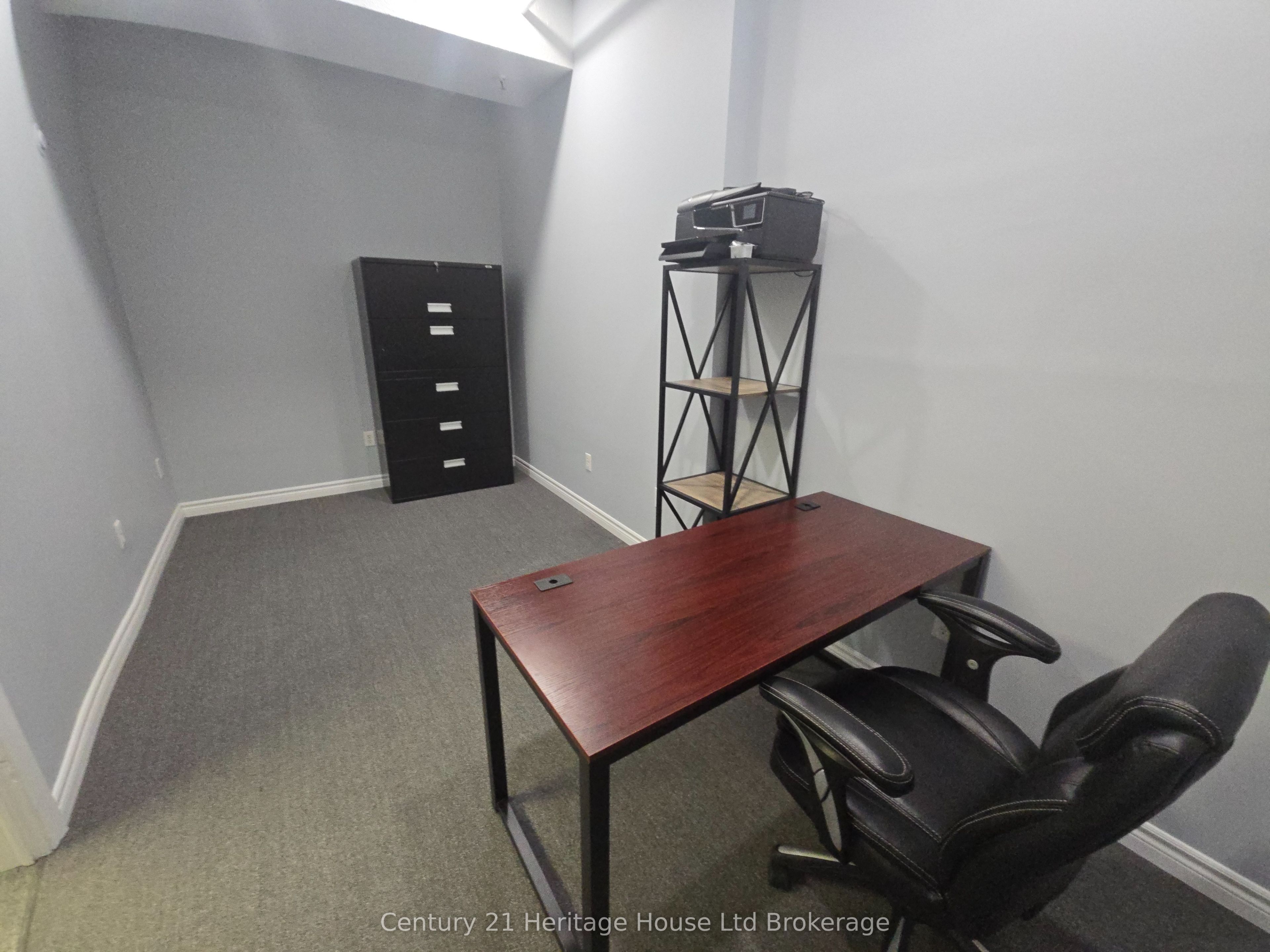 476 Peel Street Third Floor North West Property Photo 11