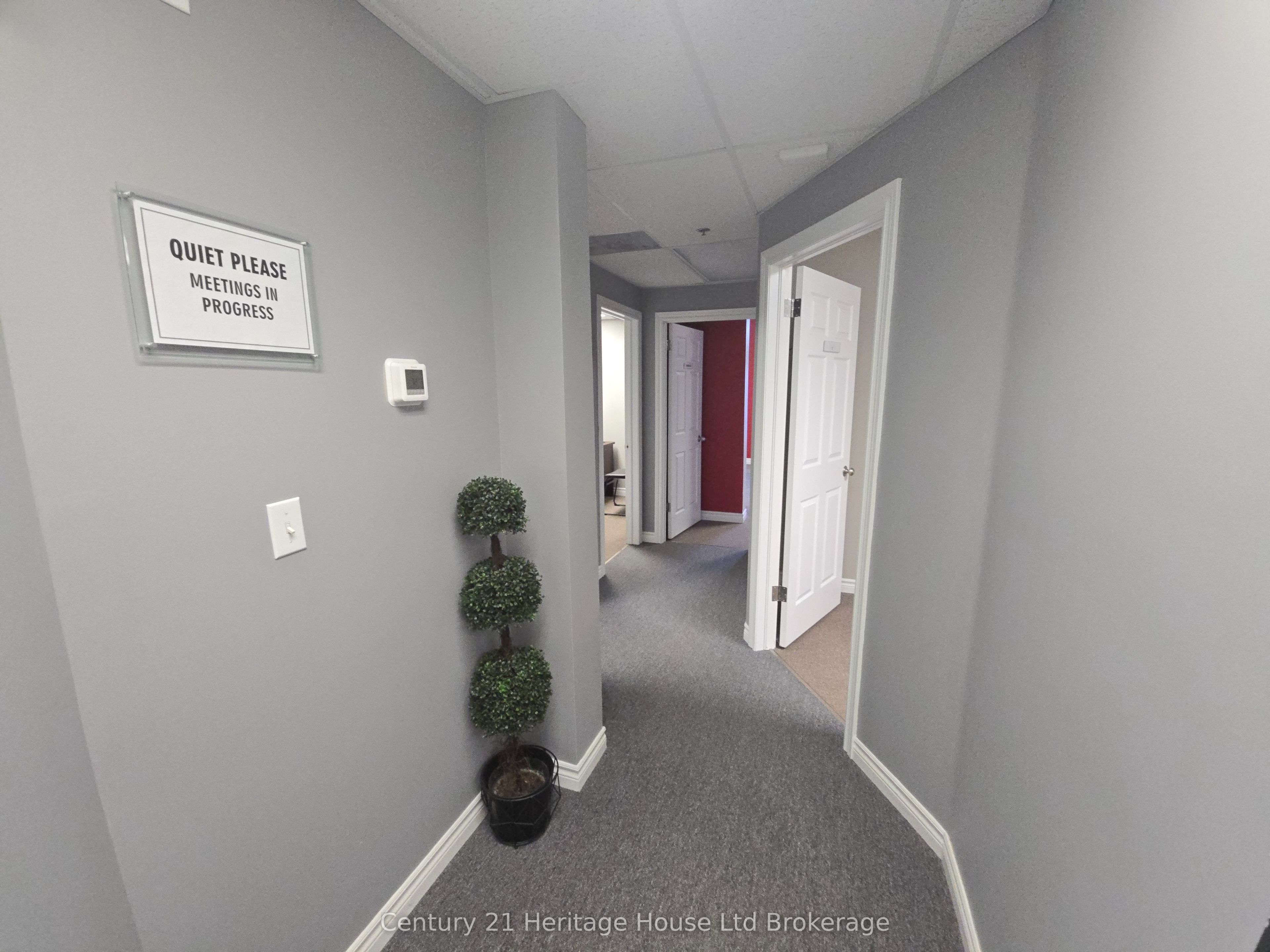 476 Peel Street Third Floor North West Property Photo 15