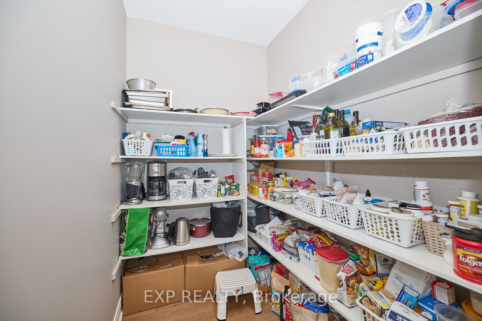 123 Forest Ridge Court Property Photo 12
