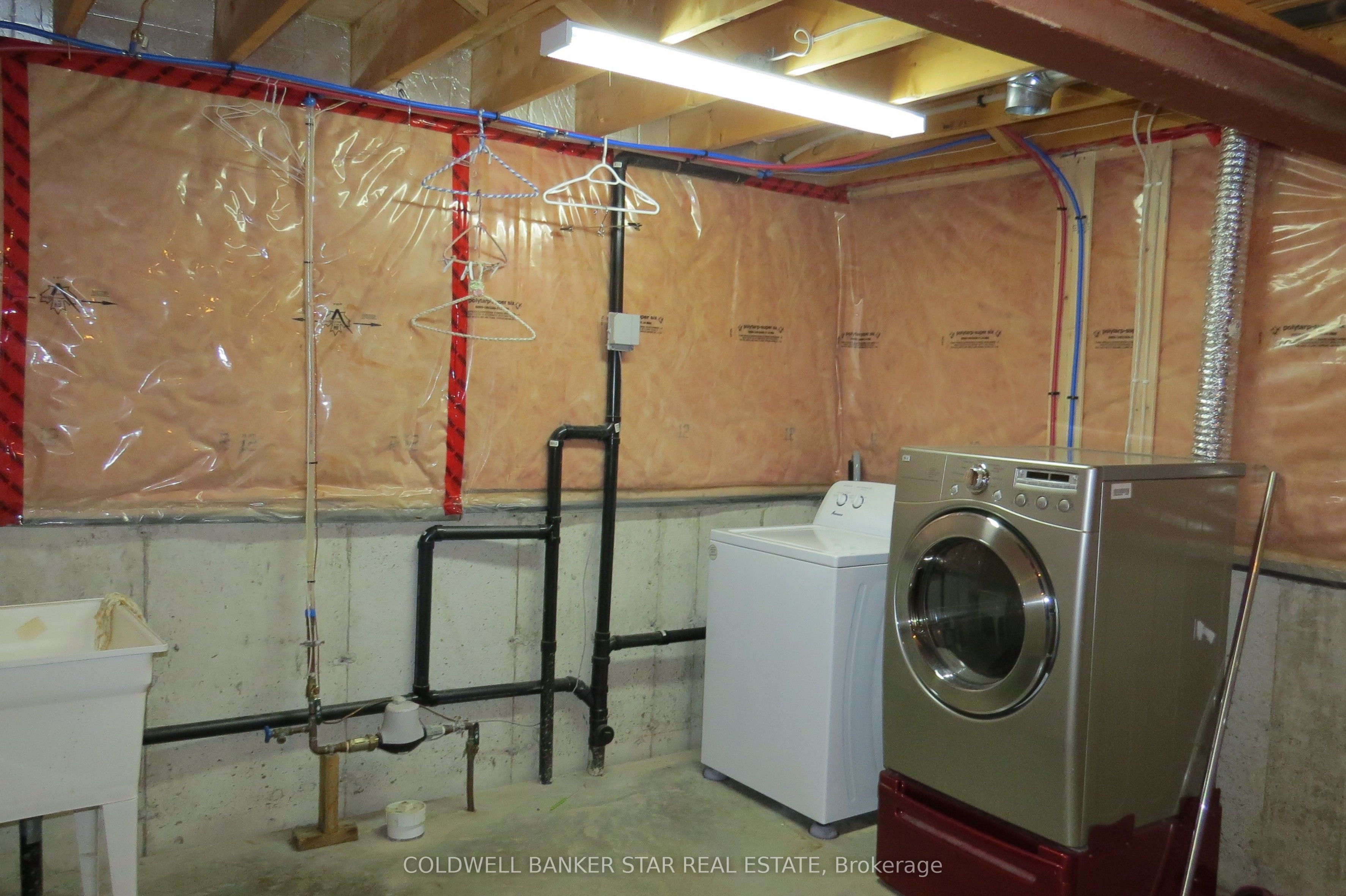 54 Treadwell Street Property Photo 34