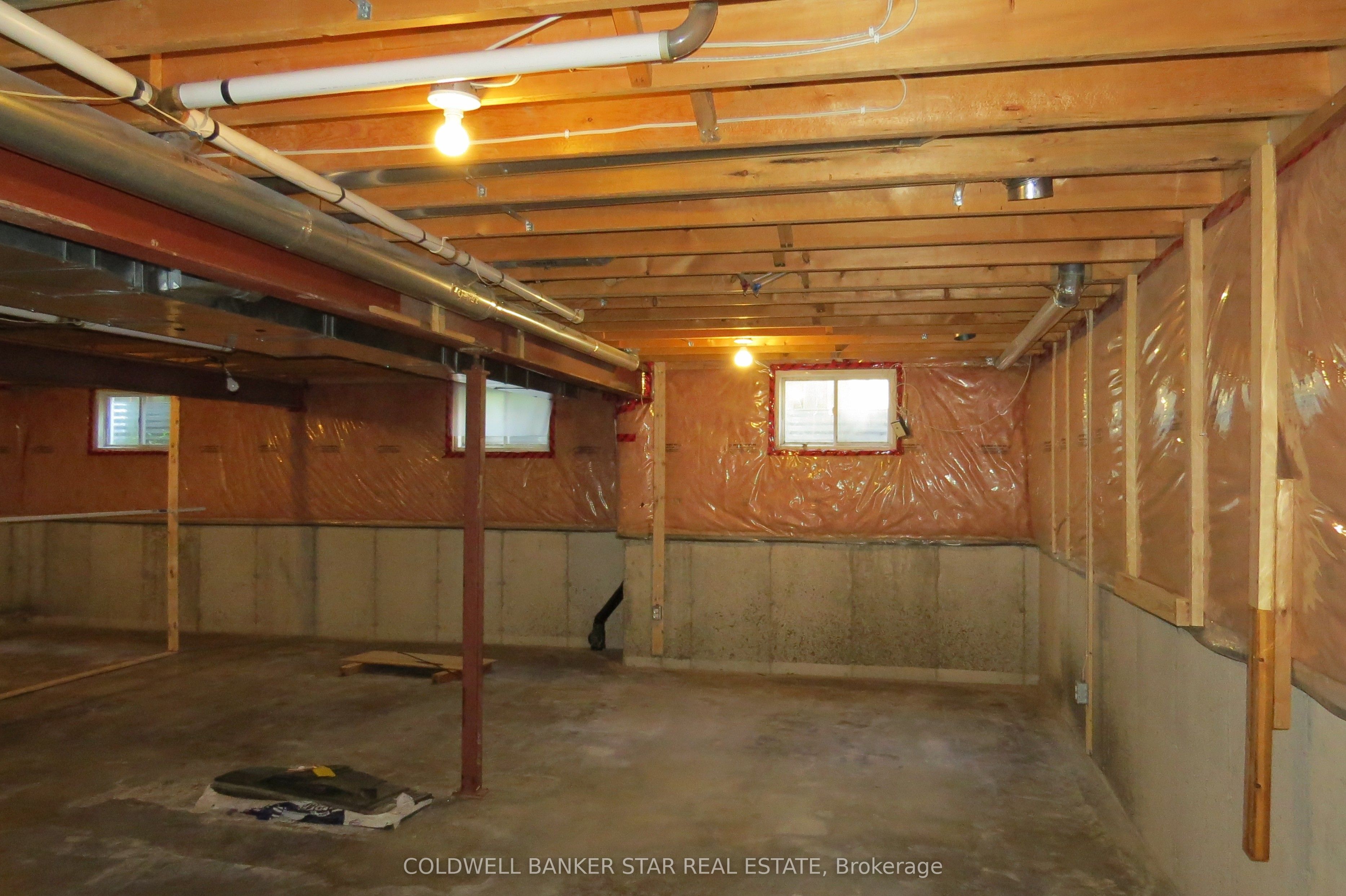 54 Treadwell Street Property Photo 35