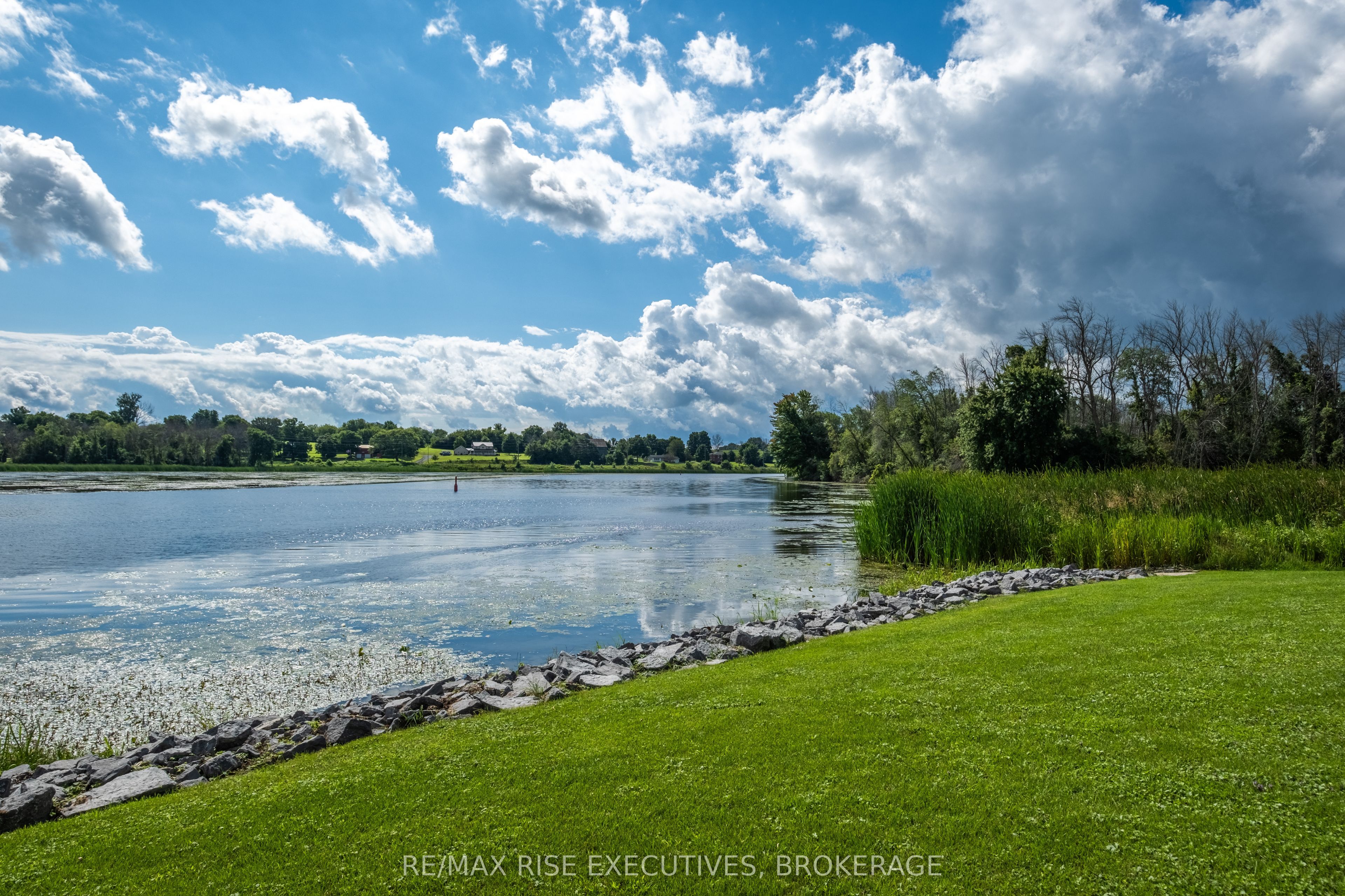 474 Dundas Street Property Photo 10