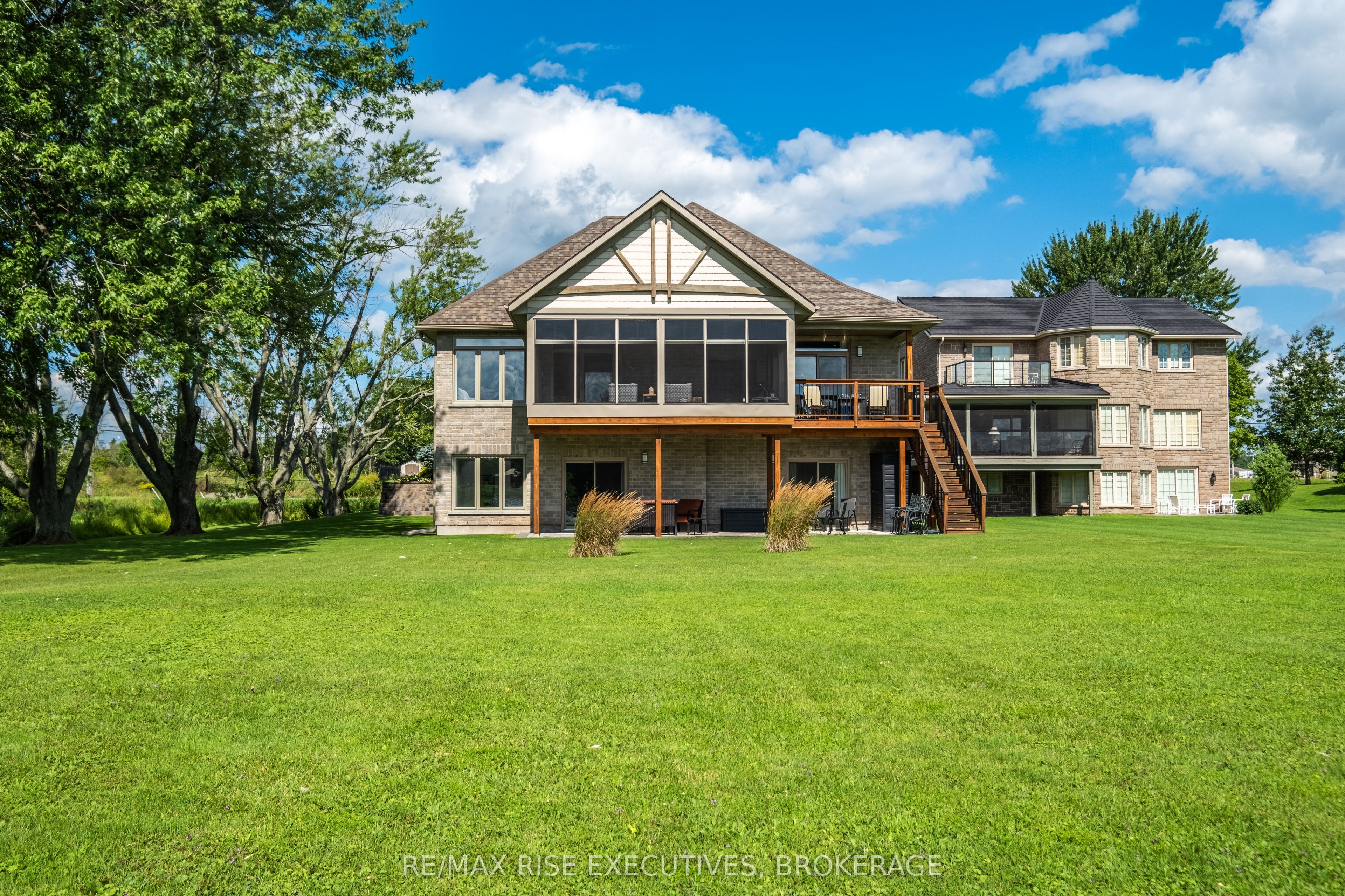 474 Dundas Street Property Photo 11
