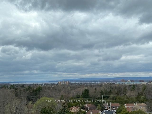 80 Sandcastle Dr Property Photo 3