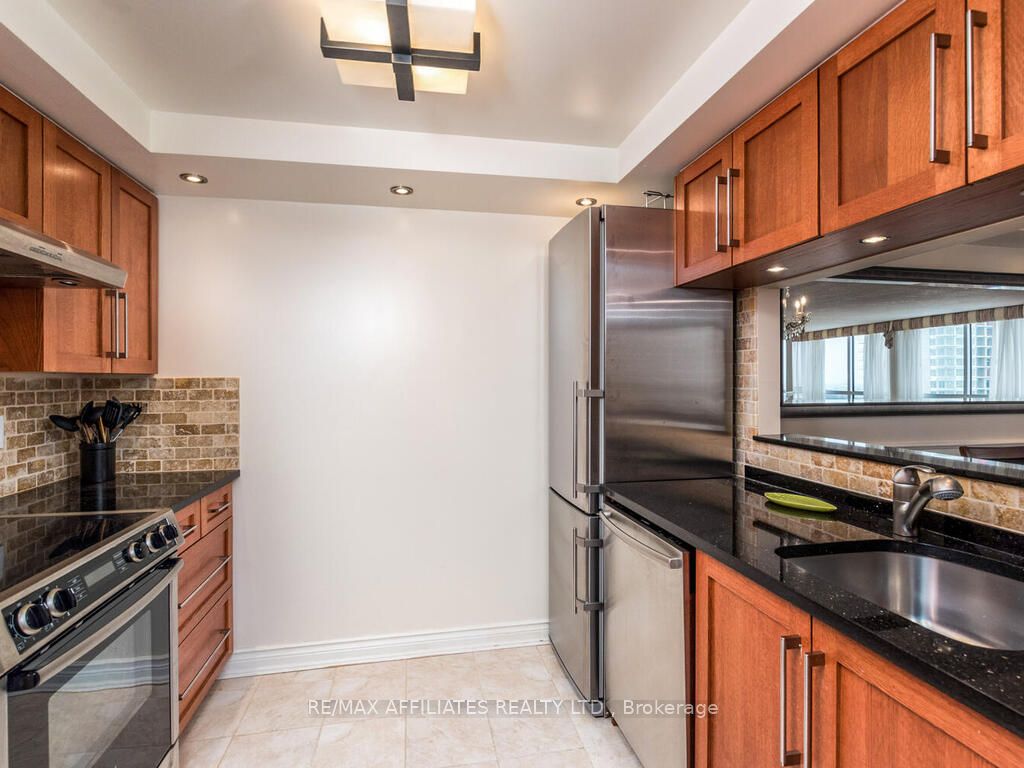 80 Sandcastle Dr Property Photo 6