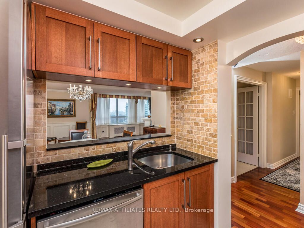 80 Sandcastle Dr Property Photo 7