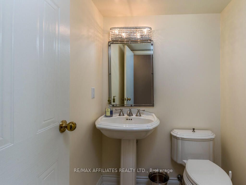 80 Sandcastle Dr Property Photo 22
