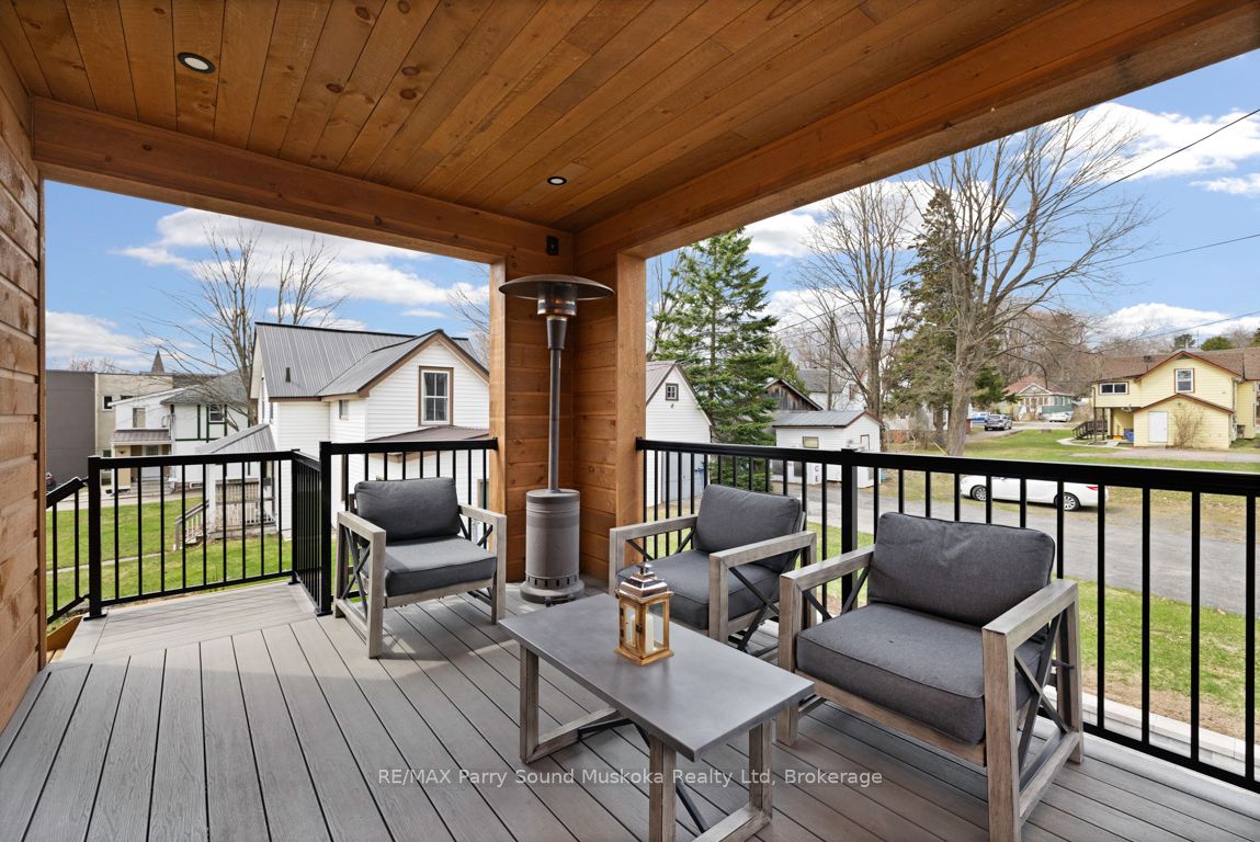 98 James Street Property Photo 12