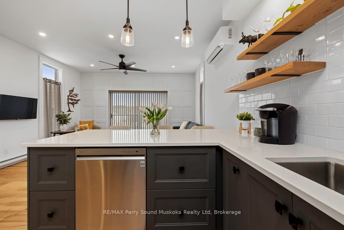 98 James Street Property Photo 20