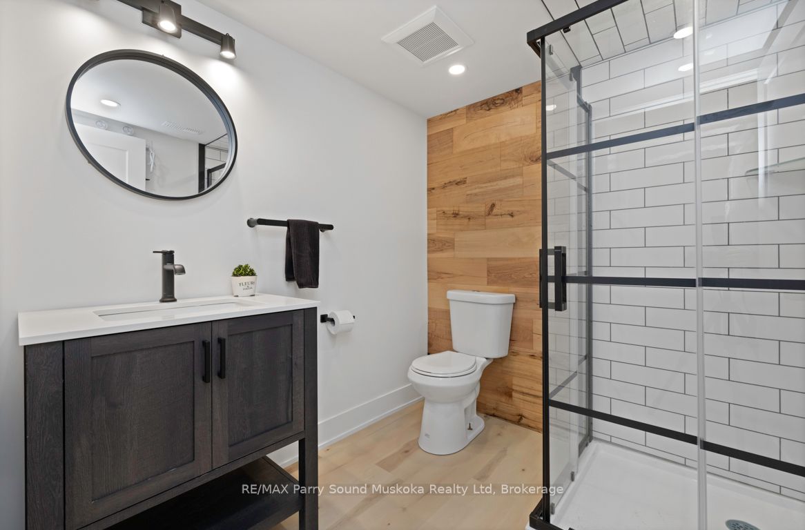 98 James Street Property Photo 41