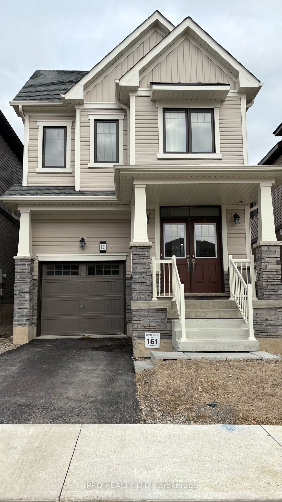 10 Wintergreen Crescent Property Photo 1