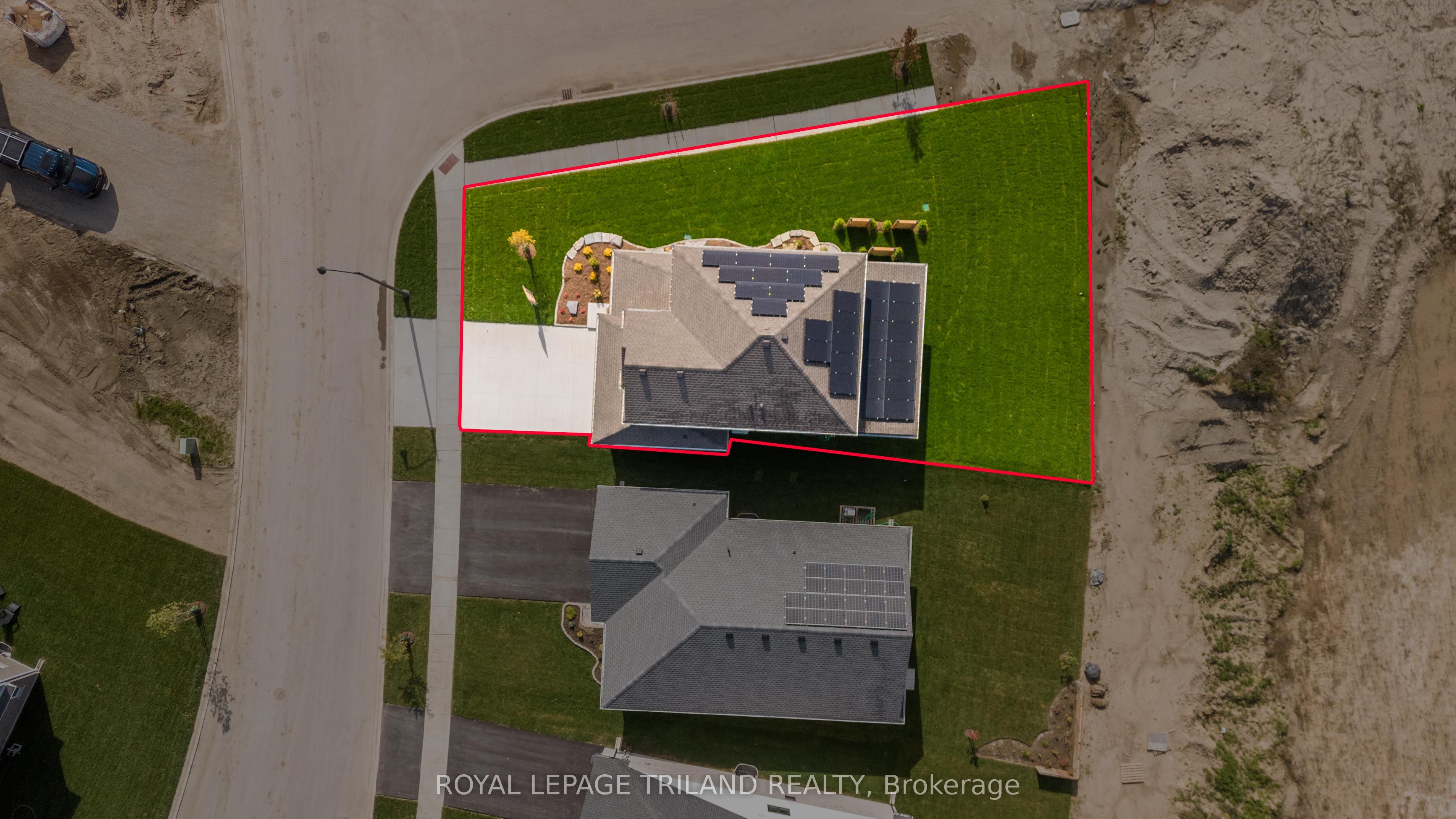 31 Snowy Owl Trail Property Photo 4