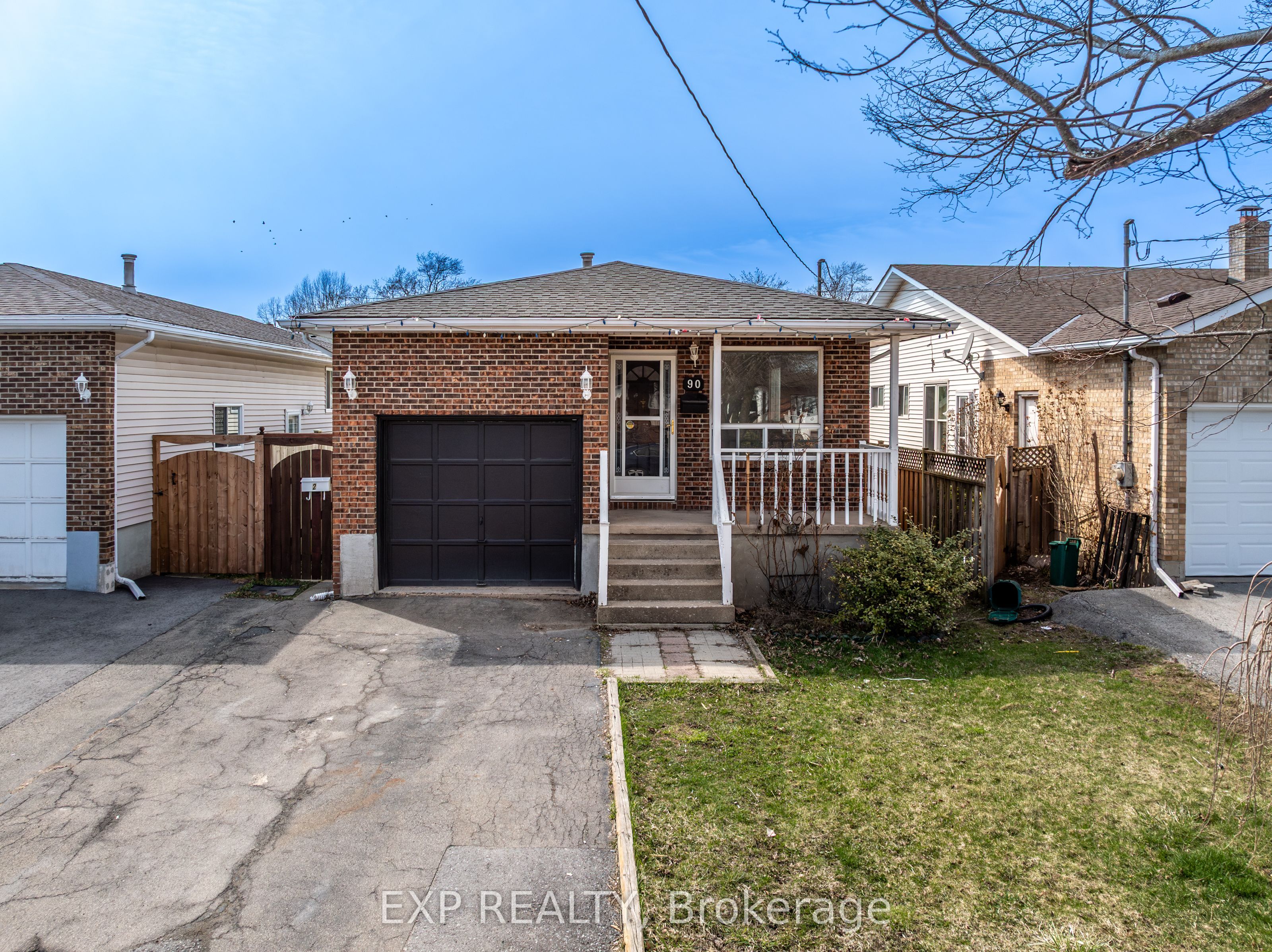 90 Commercial Street Lower Property Photo 1