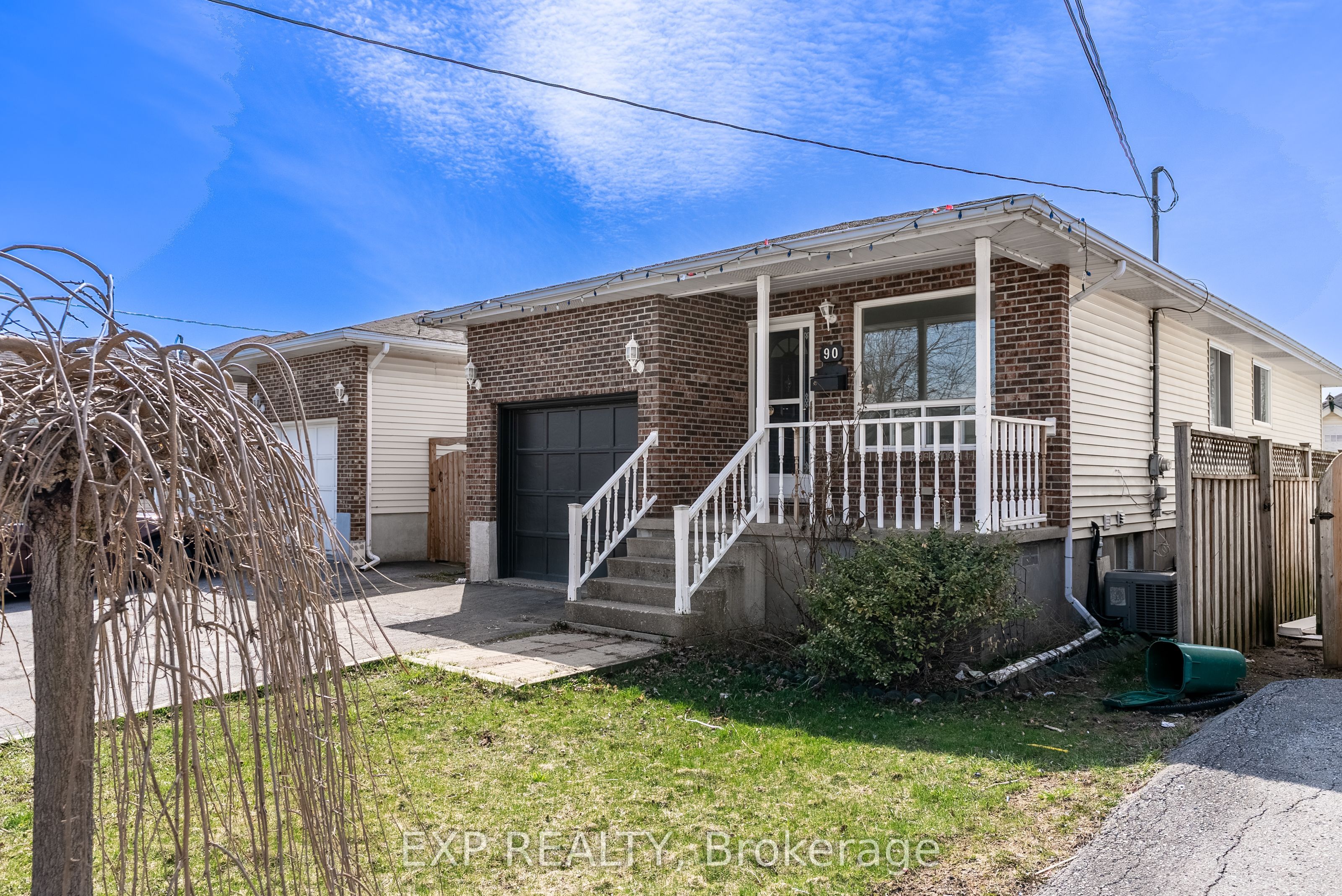 90 Commercial Street Lower Property Photo 22