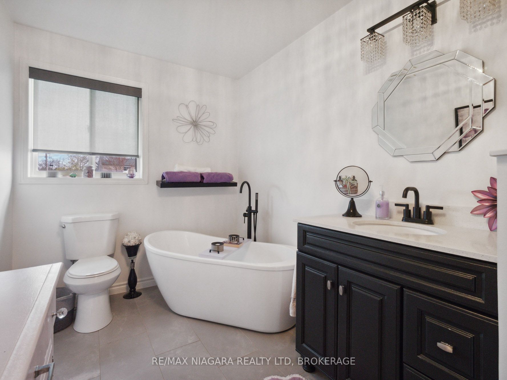 3564 Hill Street Property Photo 12