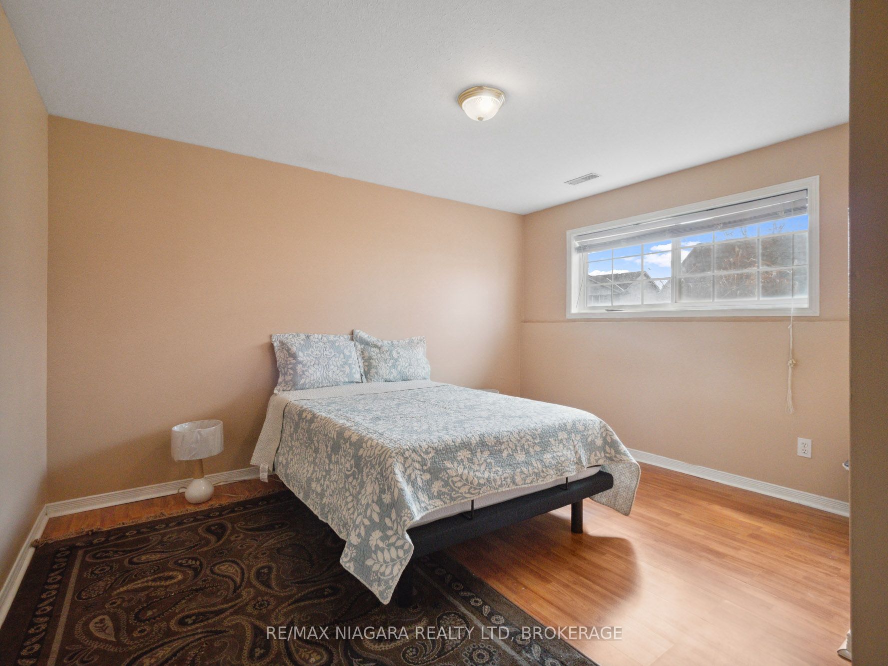 3564 Hill Street Property Photo 15