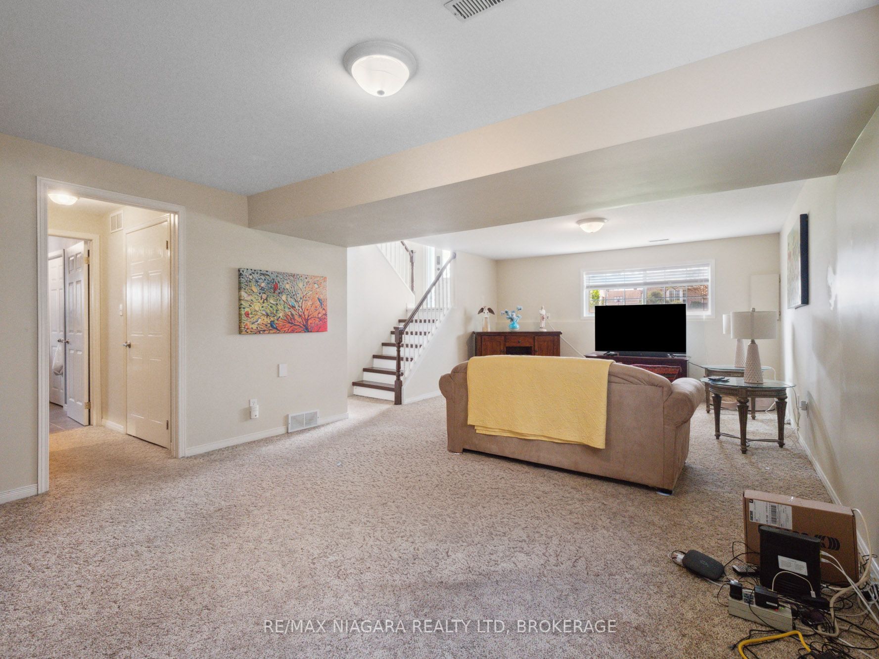 3564 Hill Street Property Photo 17