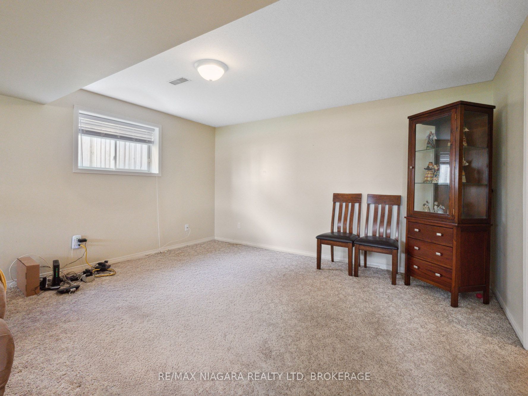 3564 Hill Street Property Photo 20