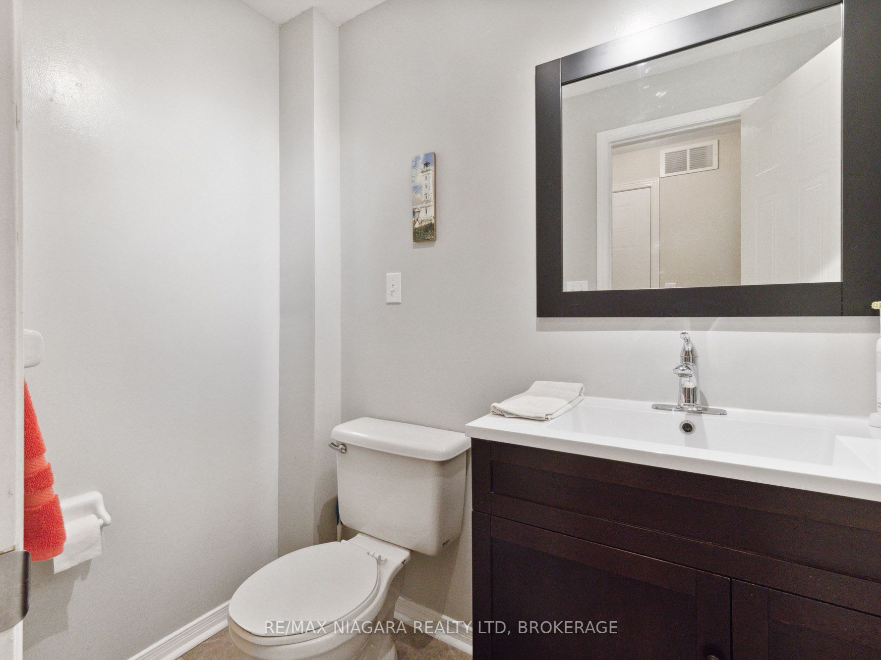 3564 Hill Street Property Photo 21