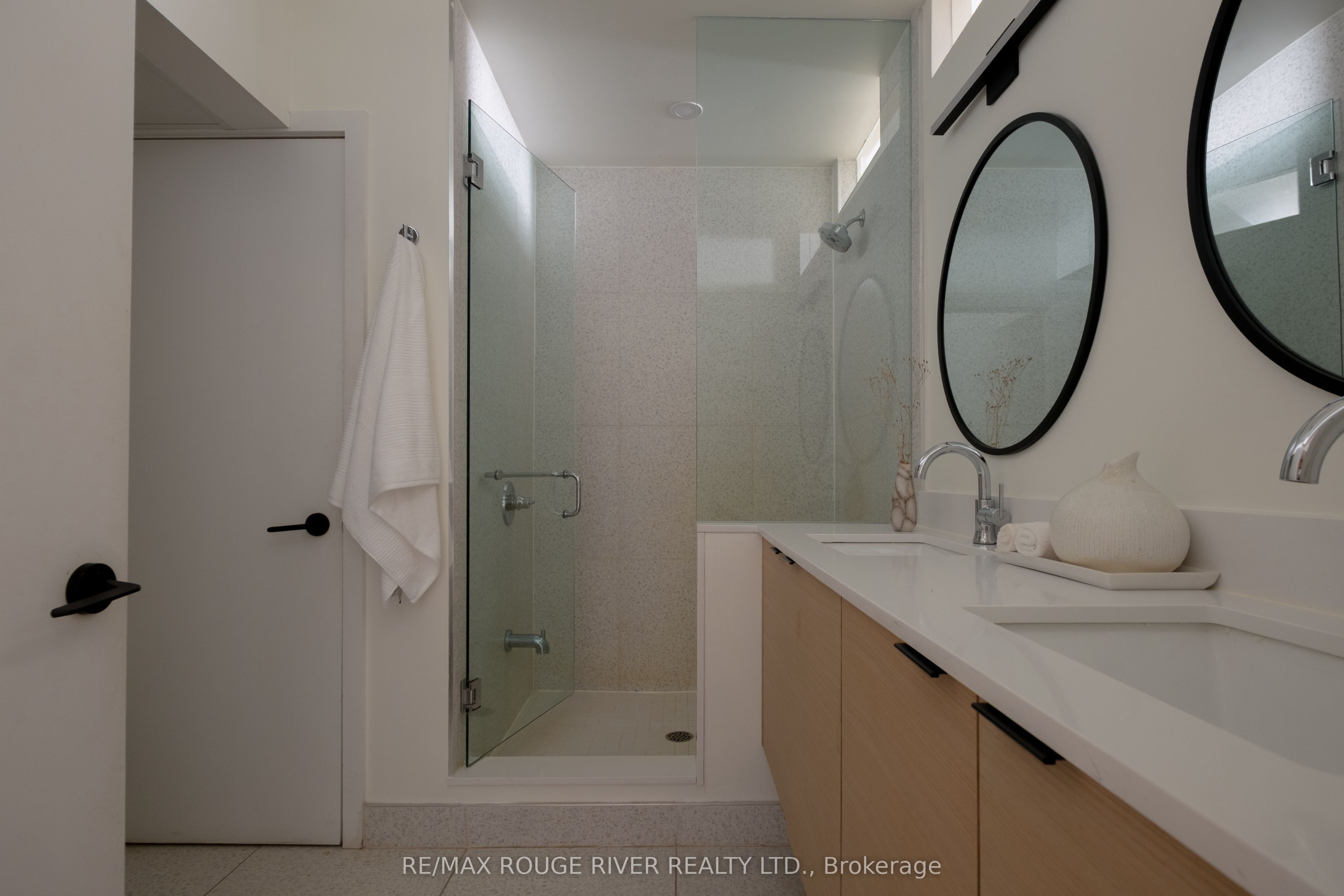 5427 Young Street 440 Property Photo 26