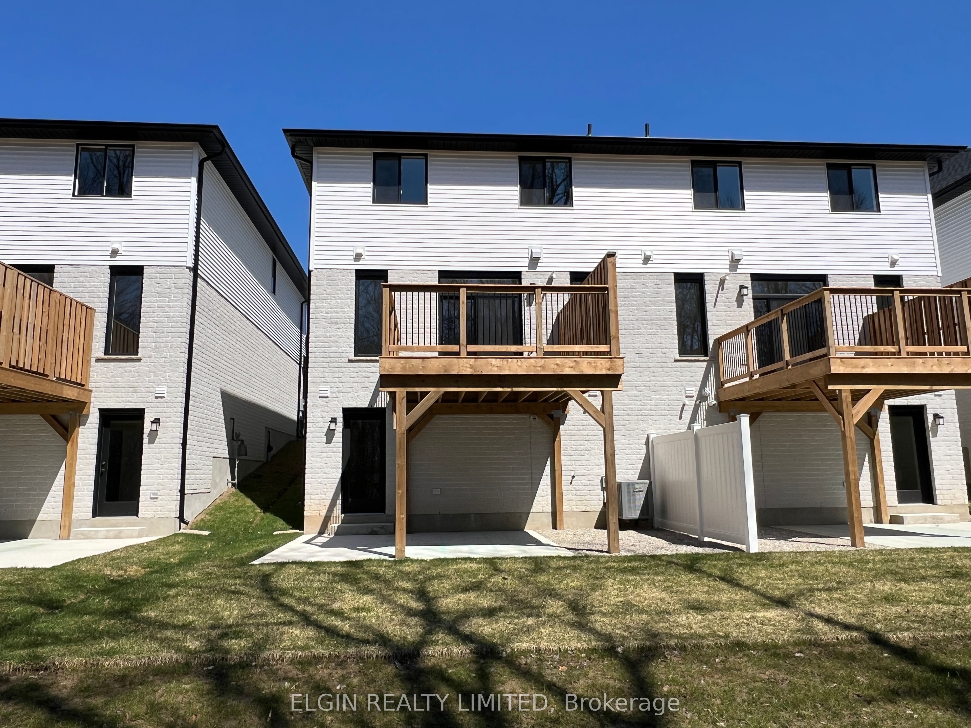 25-49 Royal Dornoch Drive Property Photo 6