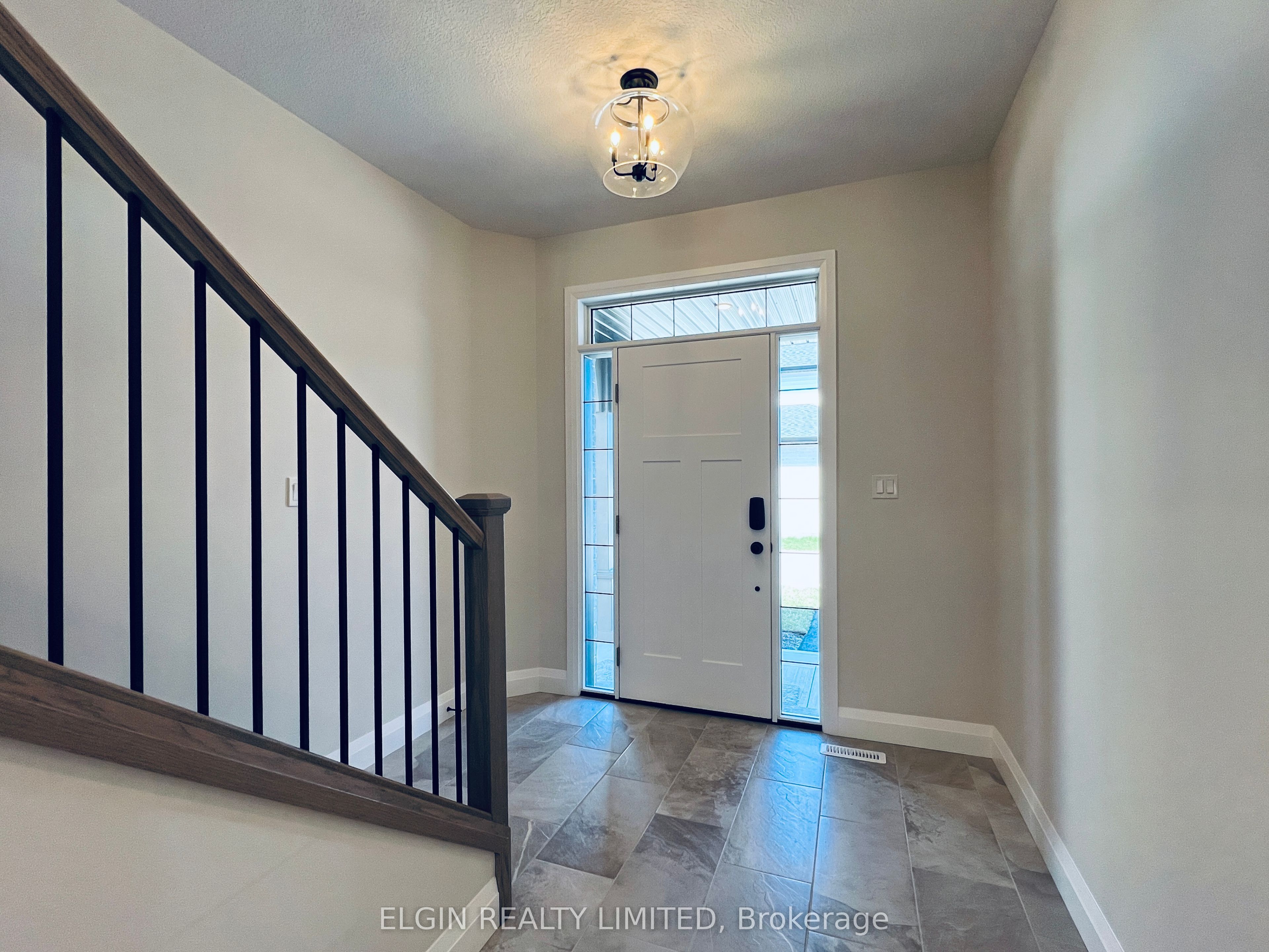 25-49 Royal Dornoch Drive Property Photo 7