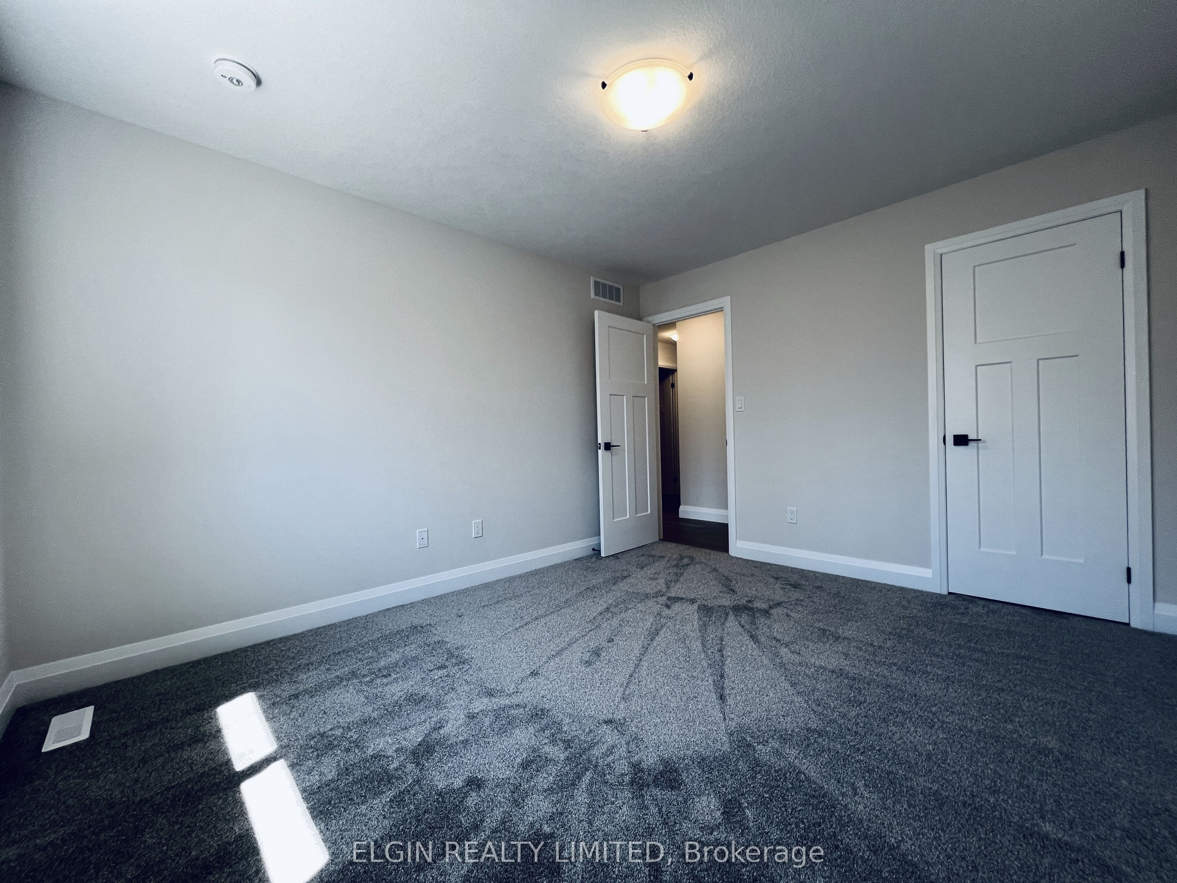25-49 Royal Dornoch Drive Property Photo 29