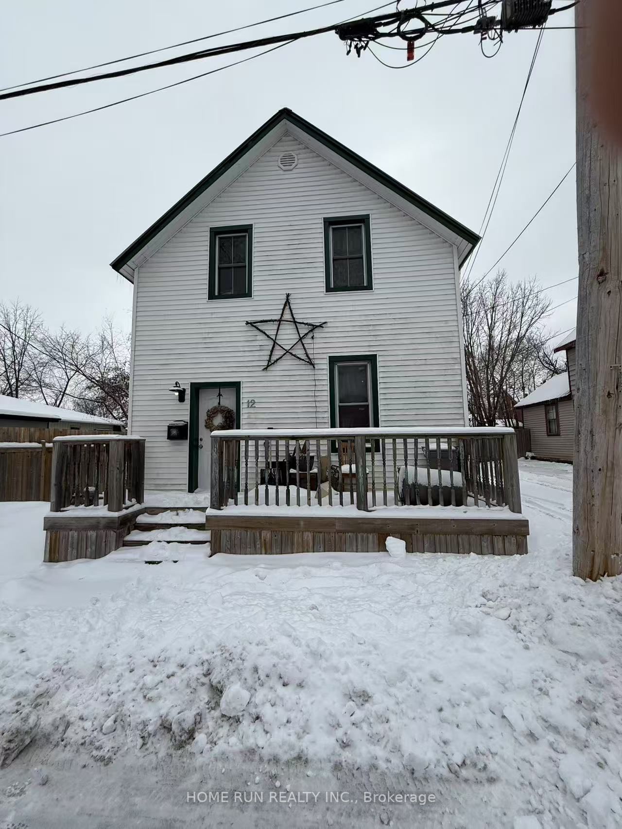 12 Herriott St Property Photo 1
