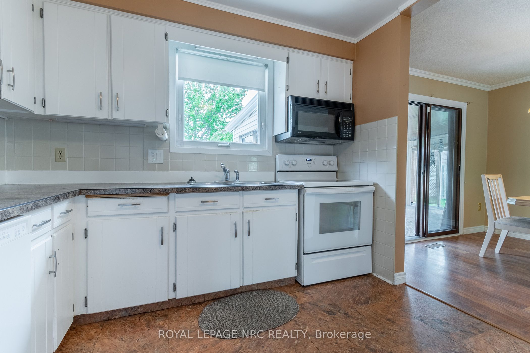 7404 Sandy Court Property Photo 10
