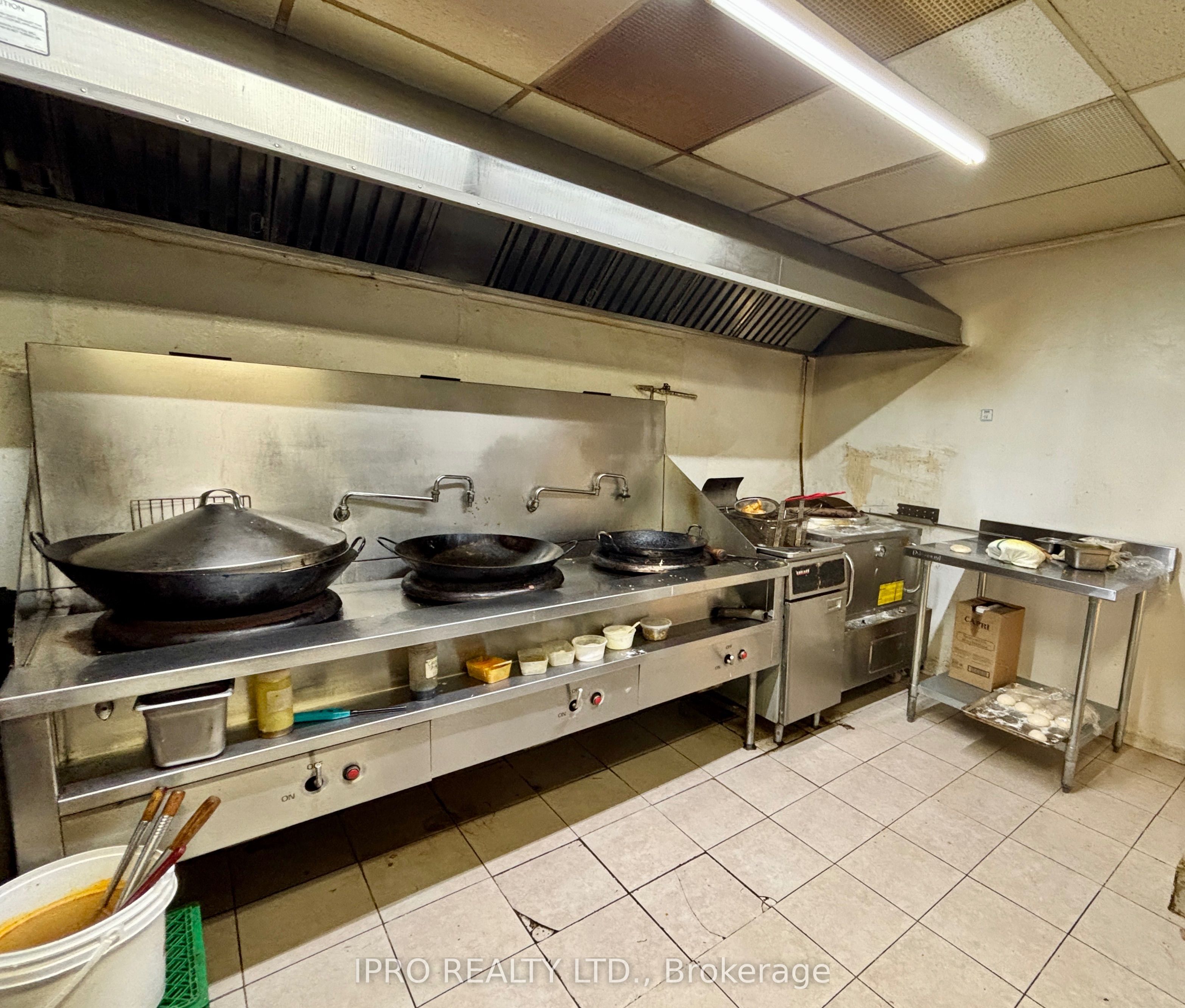 182 King Street Property Photo 8