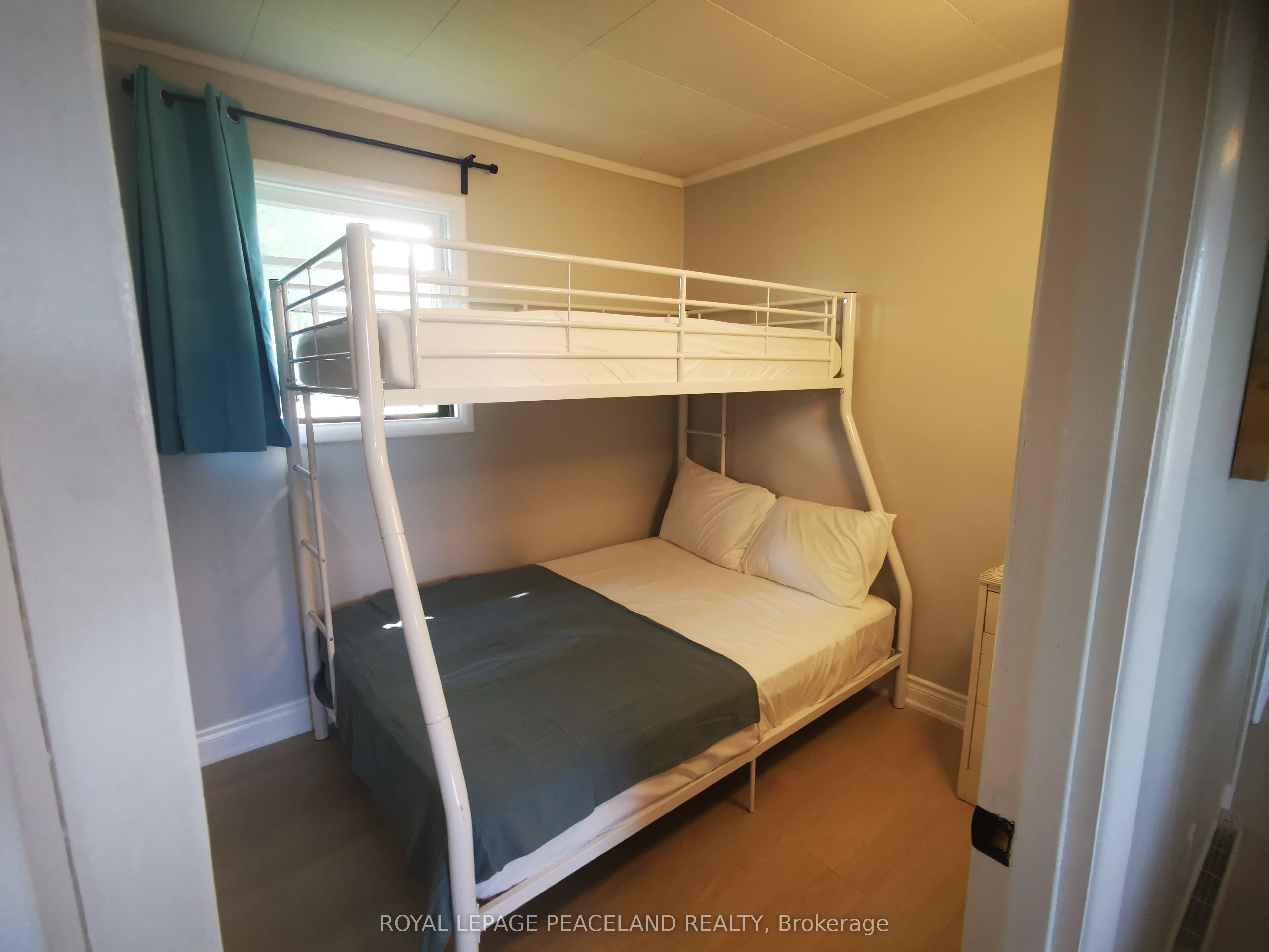 1247 Emerald Isle Road Property Photo 11