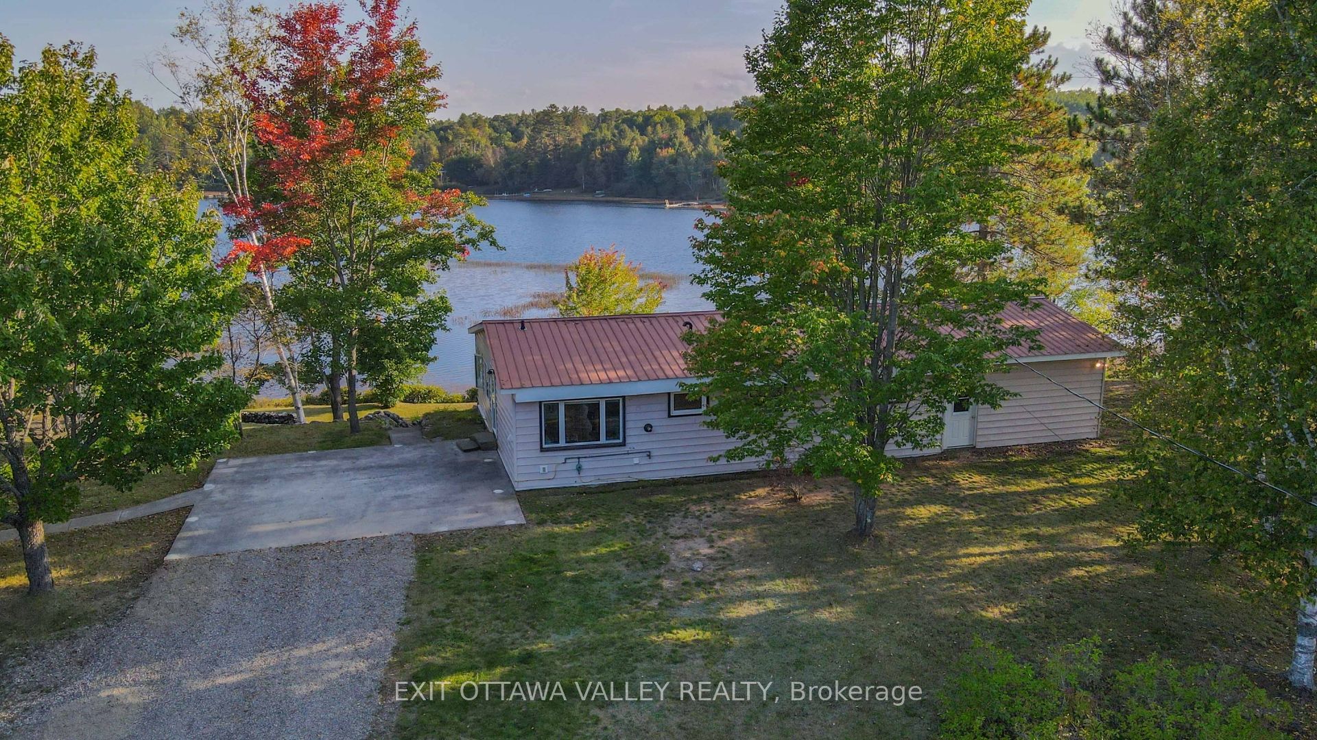 885 Gunns Road Property Photo 15