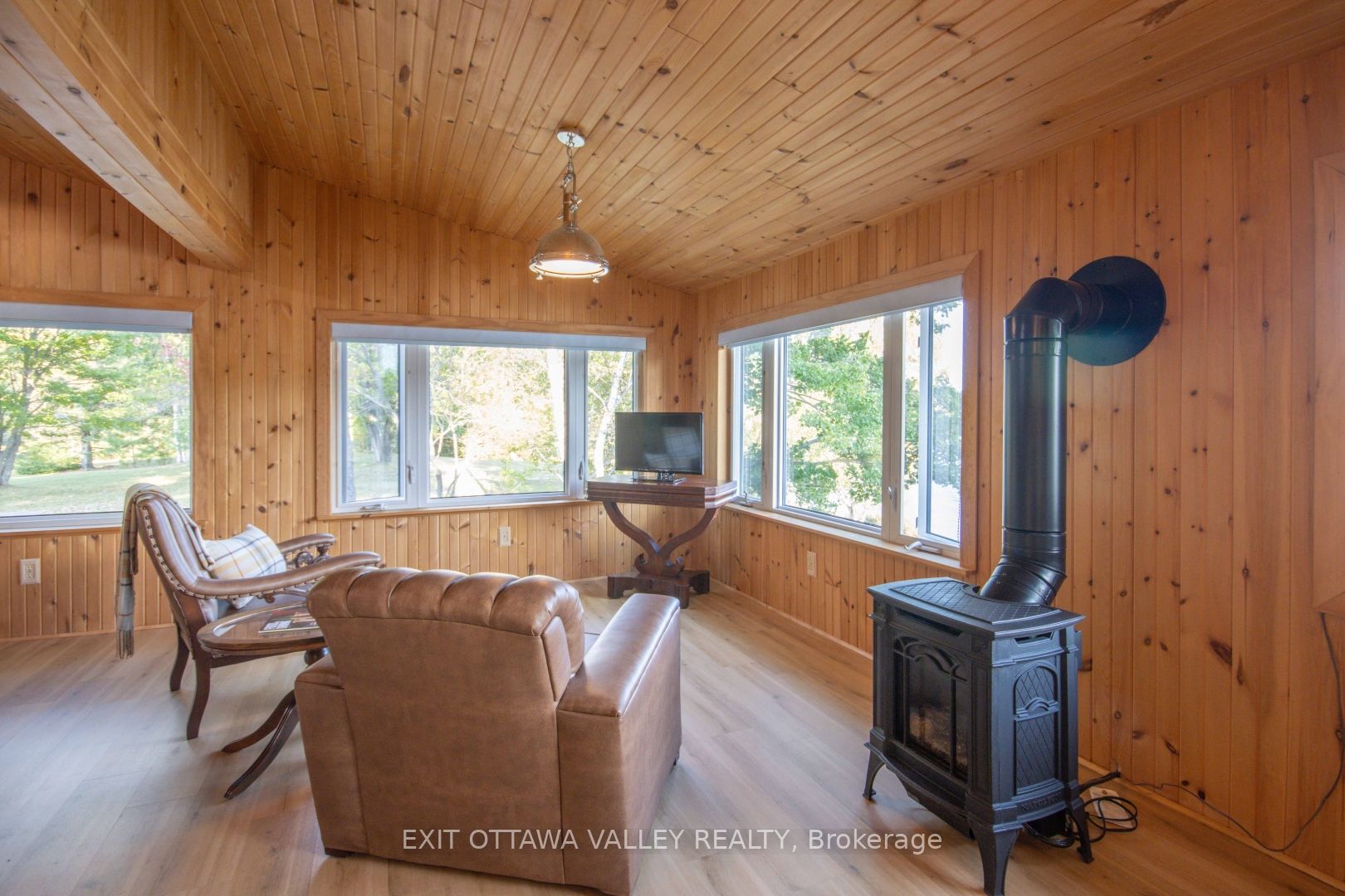 885 Gunns Road Property Photo 19