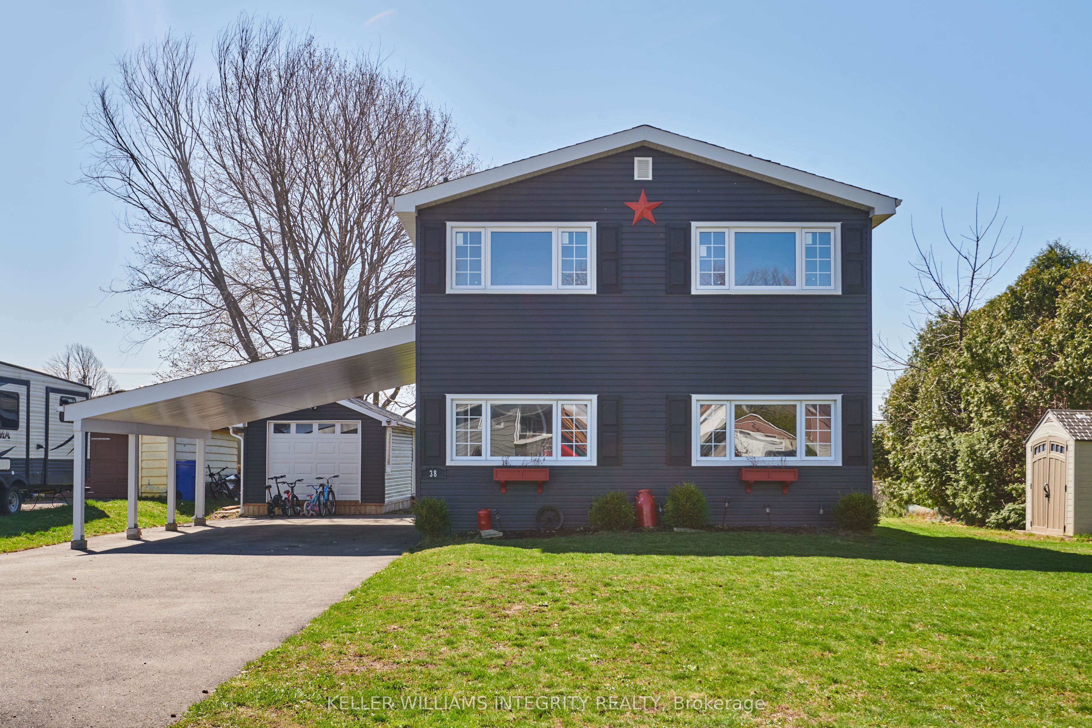 38 St Lawrence Street Property Photo