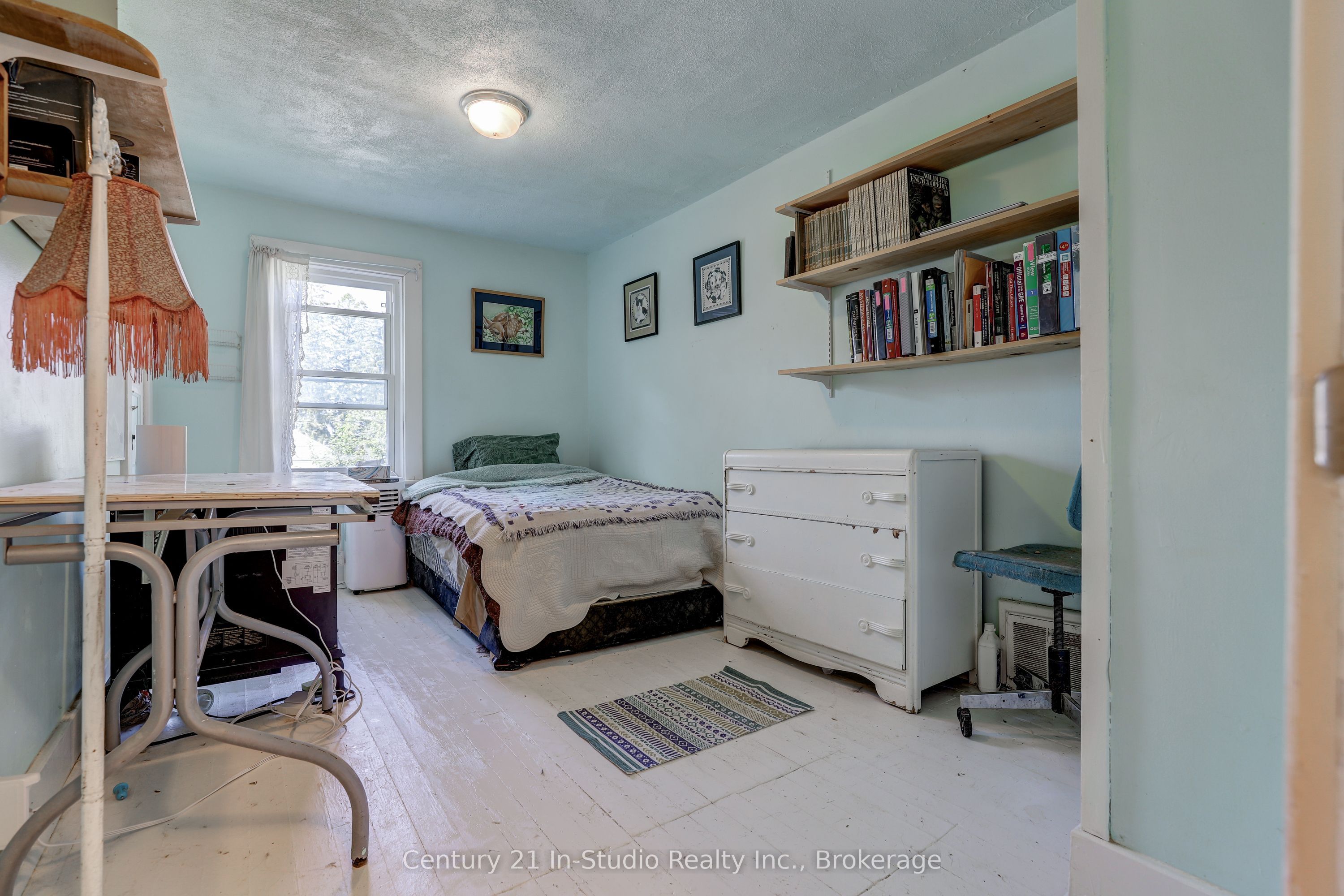 239 N College Street N Property Photo 37