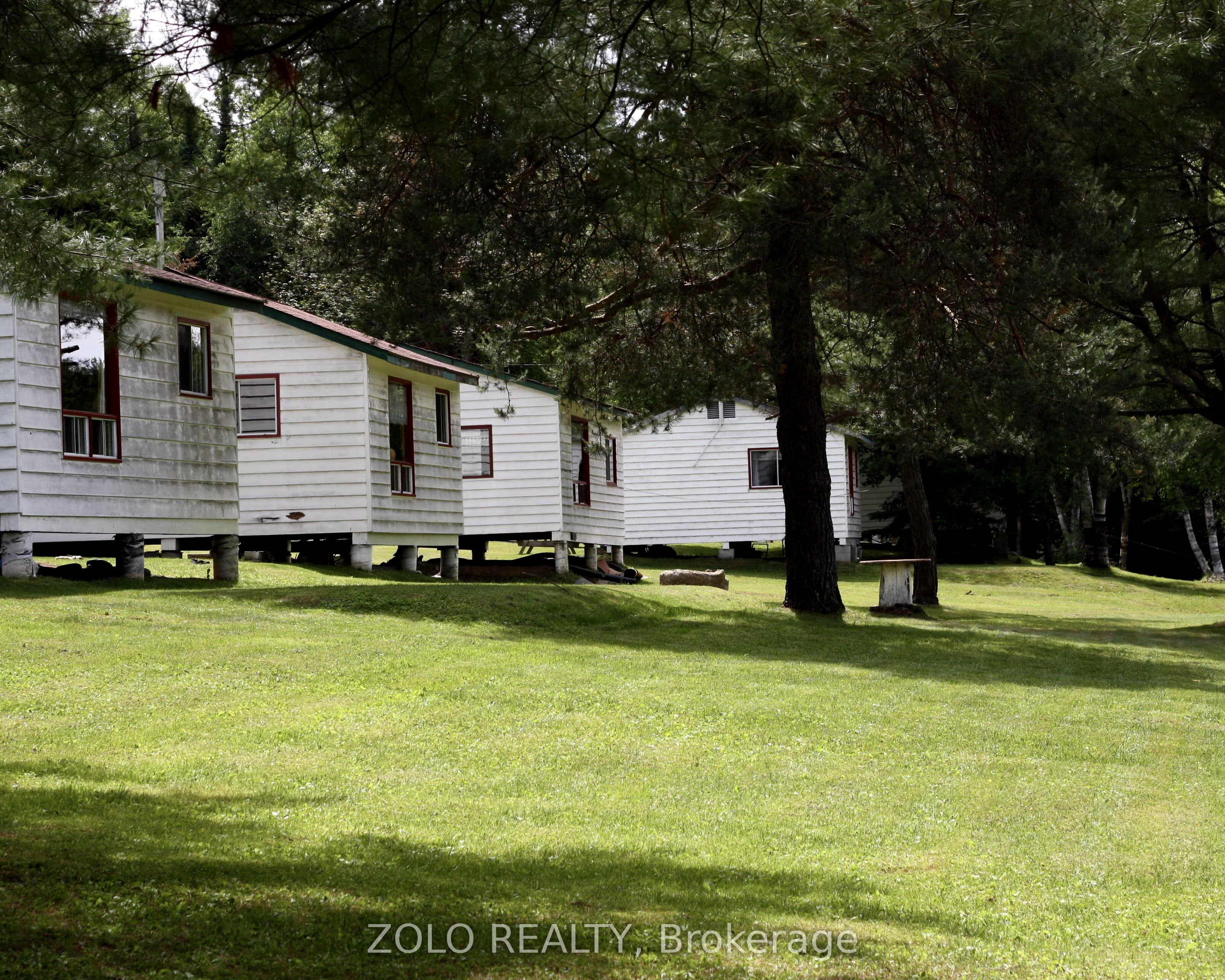 1033 Ashley Ln Property Photo 4