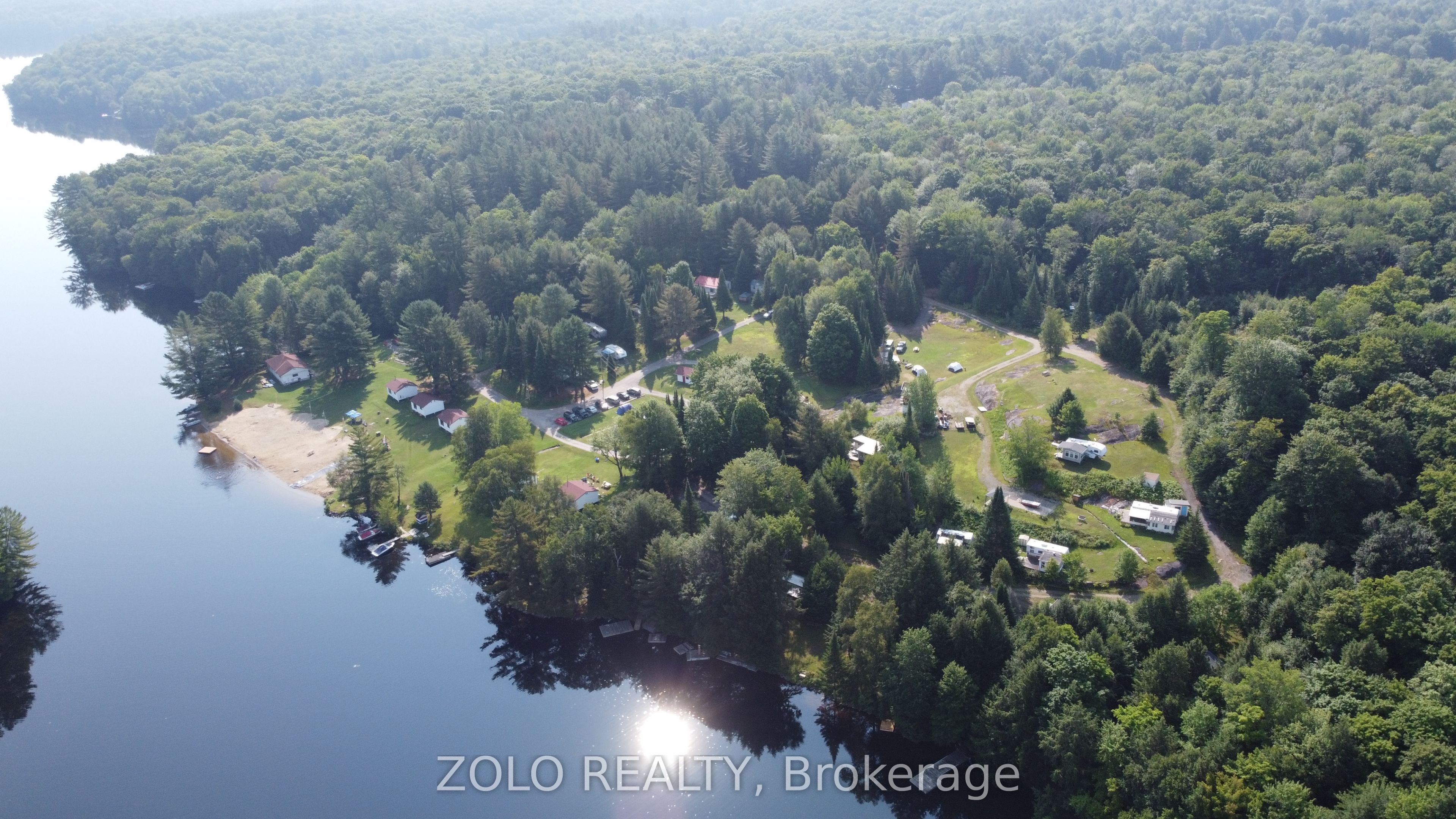 1033 Ashley Ln Property Photo 5